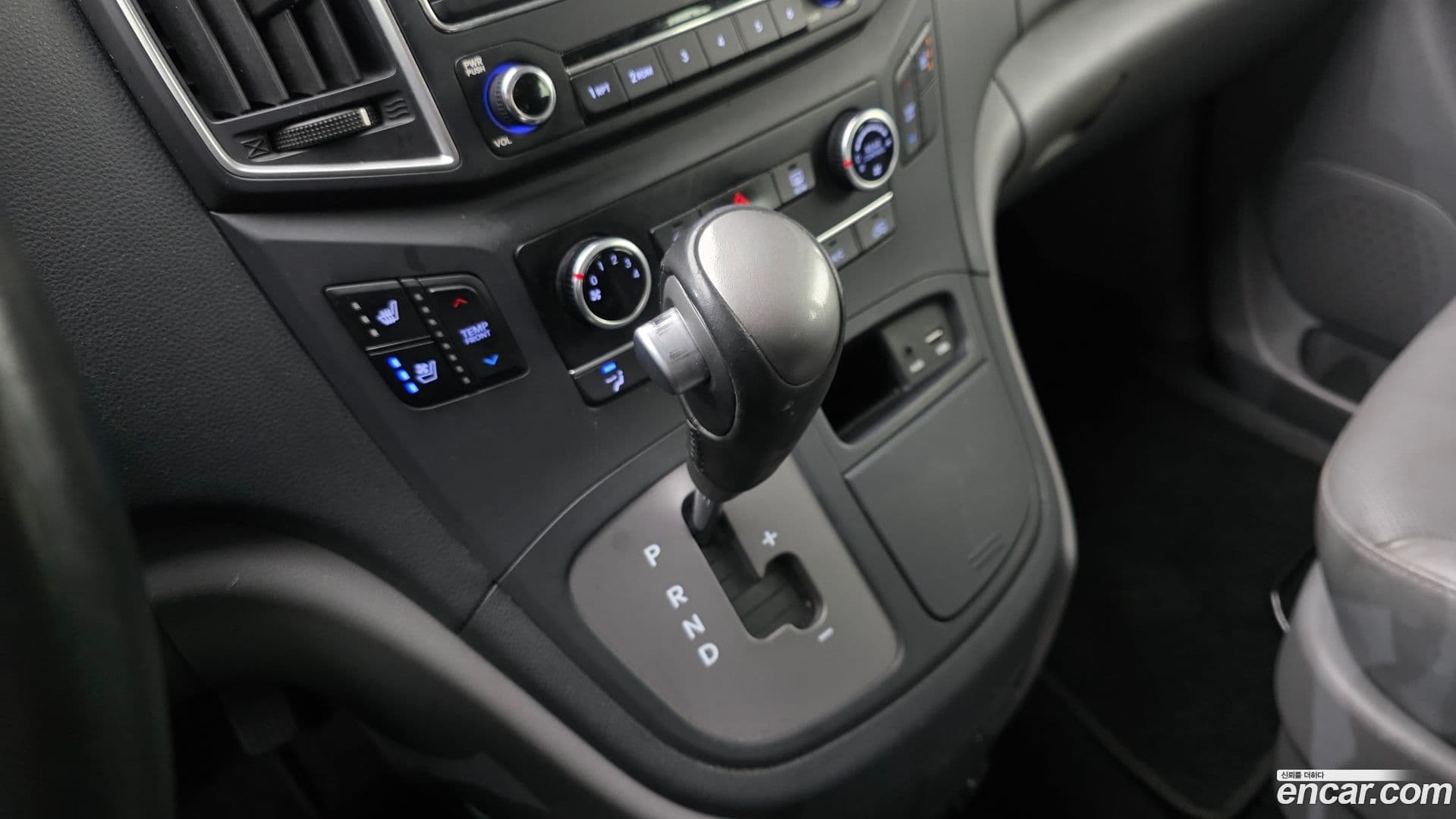 Main__Slider__Photo:Starex Hyundai 2019.0-8