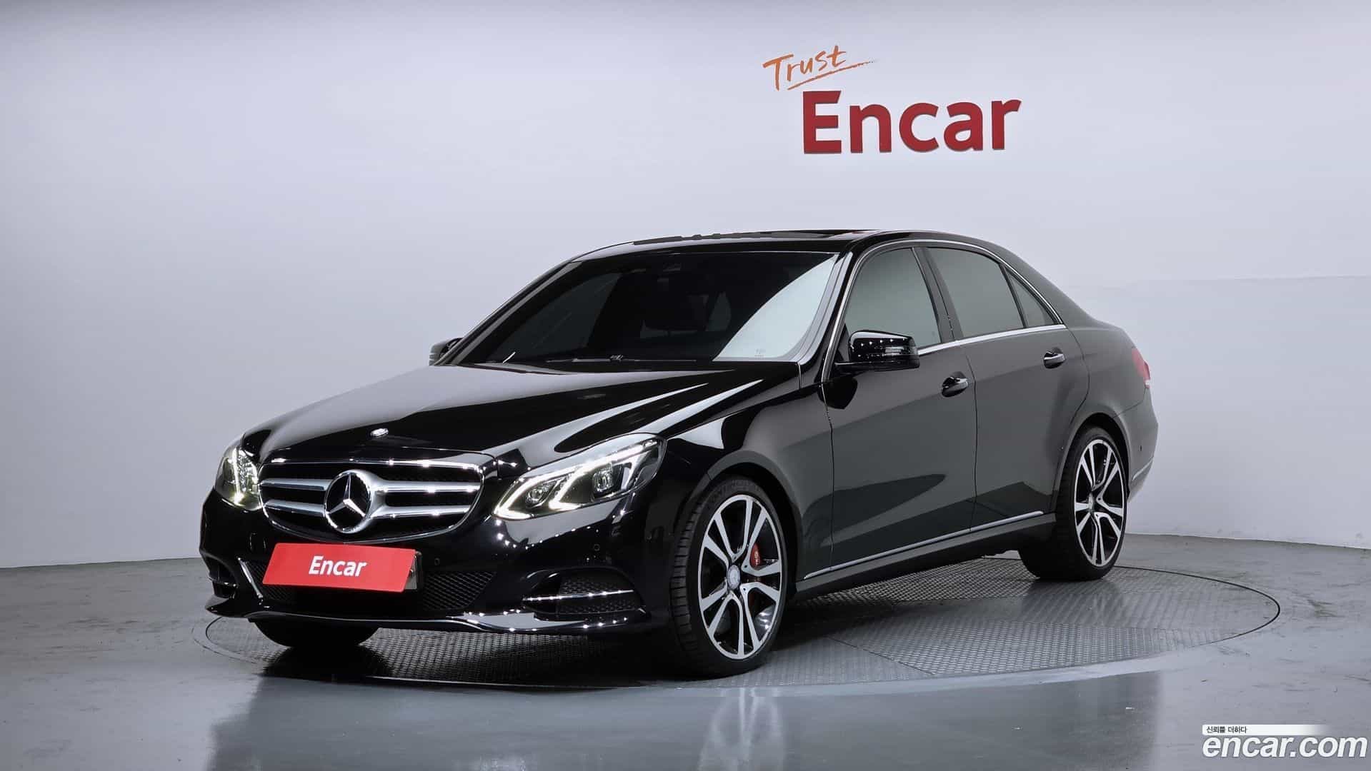 E-Class Mercedes-Benz 2014.0-OUTER-001