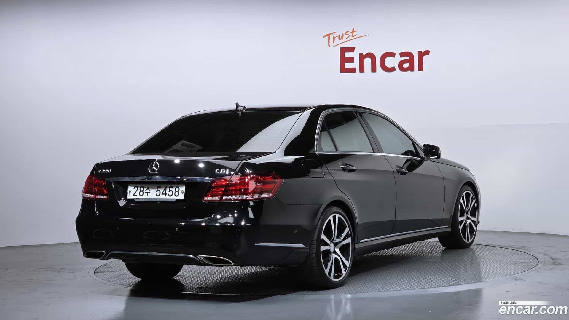 E-Class Mercedes-Benz 2014.0-OUTER-002