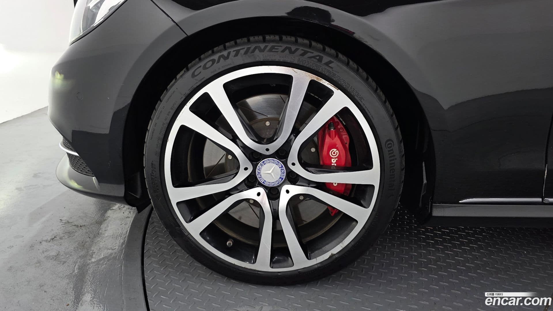 Main__Slider__Photo:E-Class Mercedes-Benz 2014.0-4