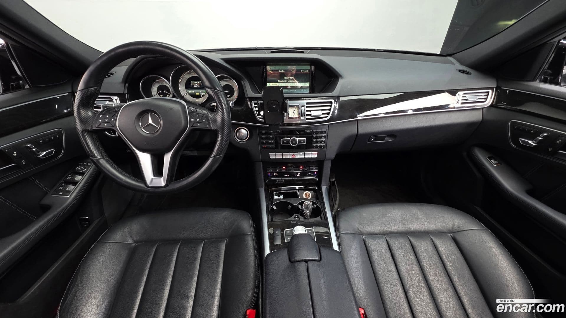 Main__Slider__Photo:E-Class Mercedes-Benz 2014.0-6