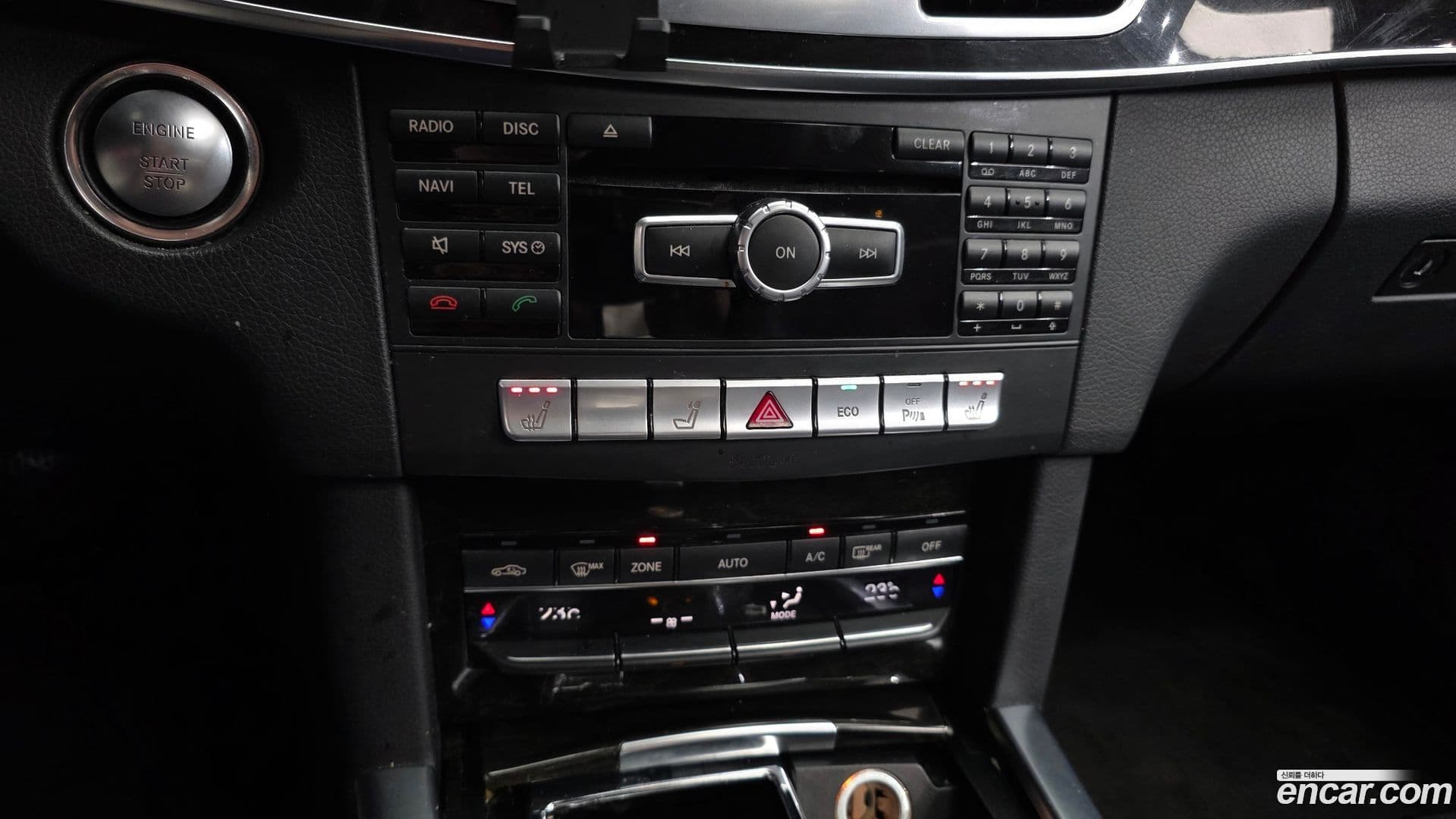 Main__Slider__Photo:E-Class Mercedes-Benz 2014.0-15