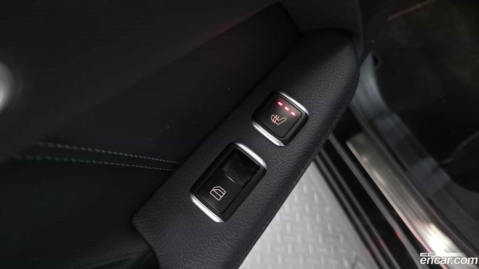 E-Class Mercedes-Benz 2014.0-OPTION-023