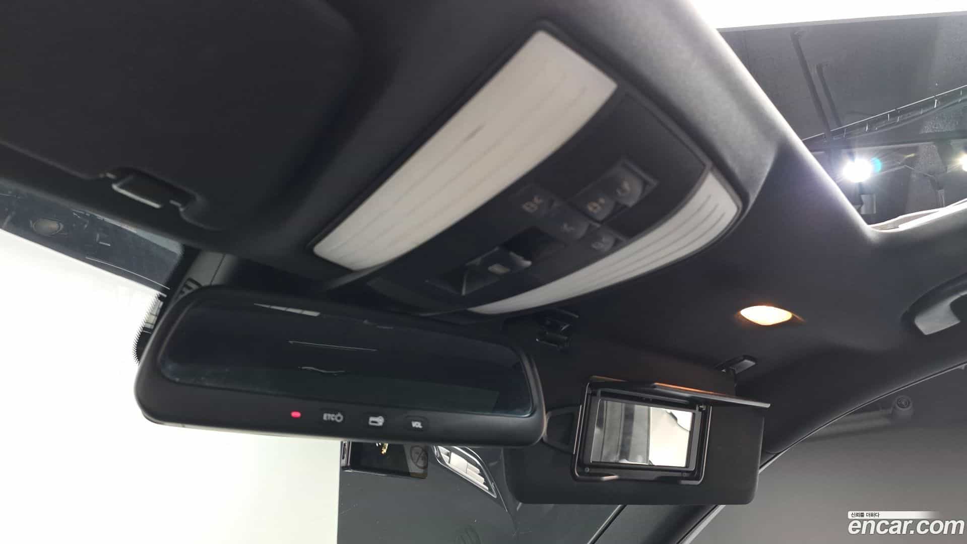 E-Class Mercedes-Benz 2014.0-OPTION-024