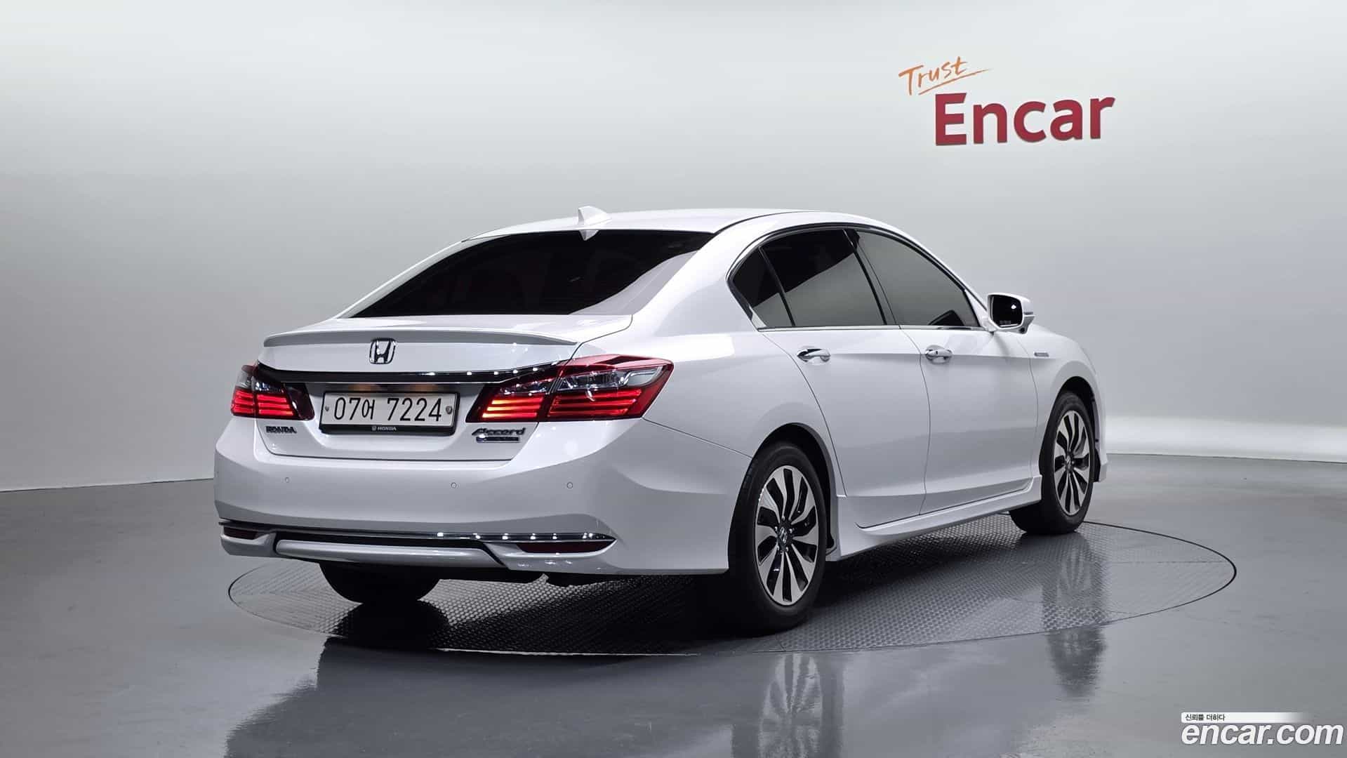 Accord Honda 2017.6-OUTER-002