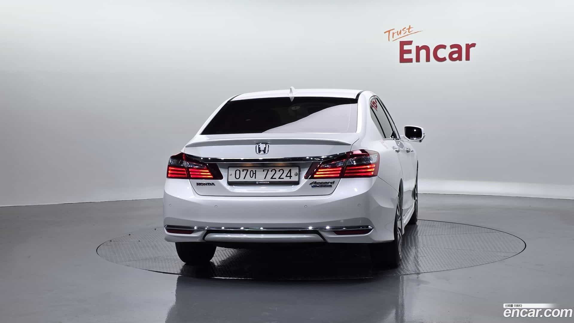 Accord Honda 2017.6-OUTER-004