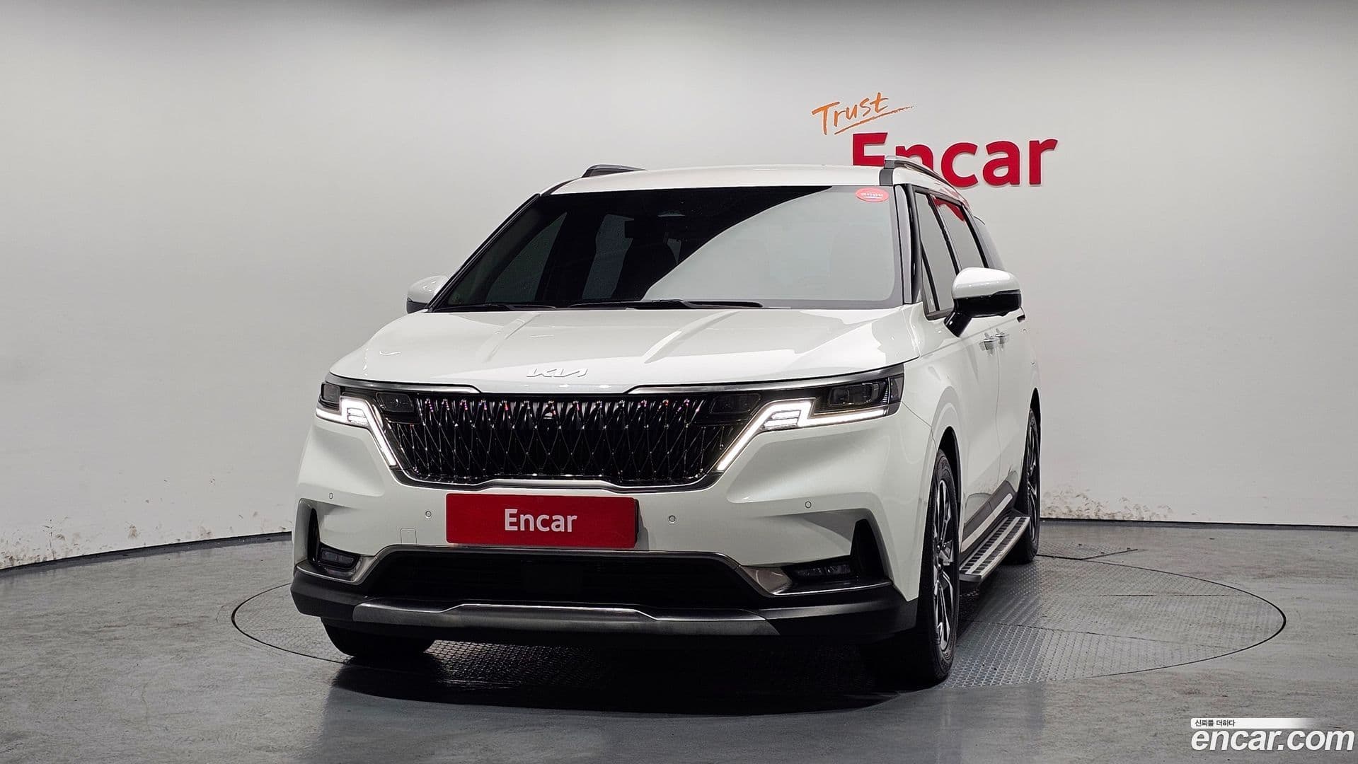 Main__Slider__Photo:Canival Kia 2023.4-2