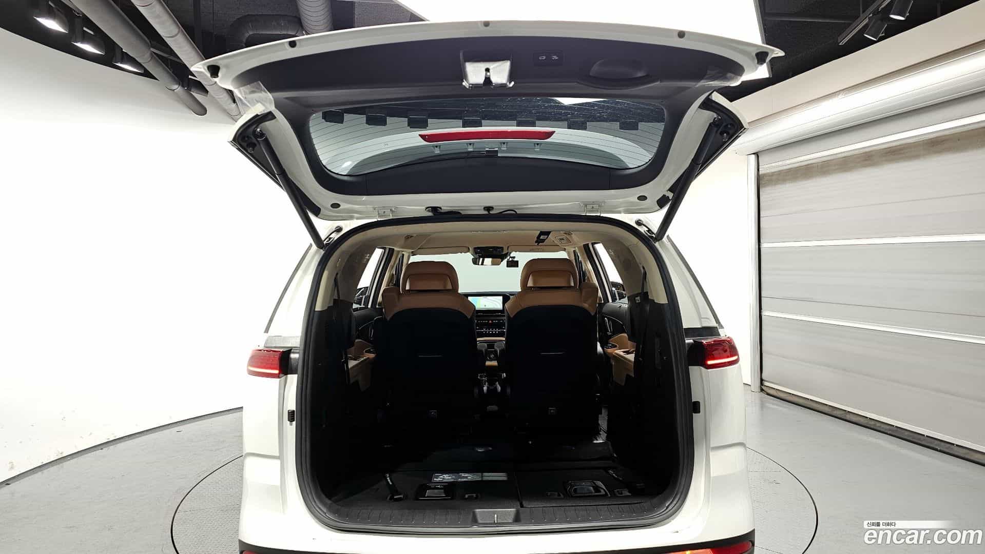 Canival Kia 2023.4-OPTION-024