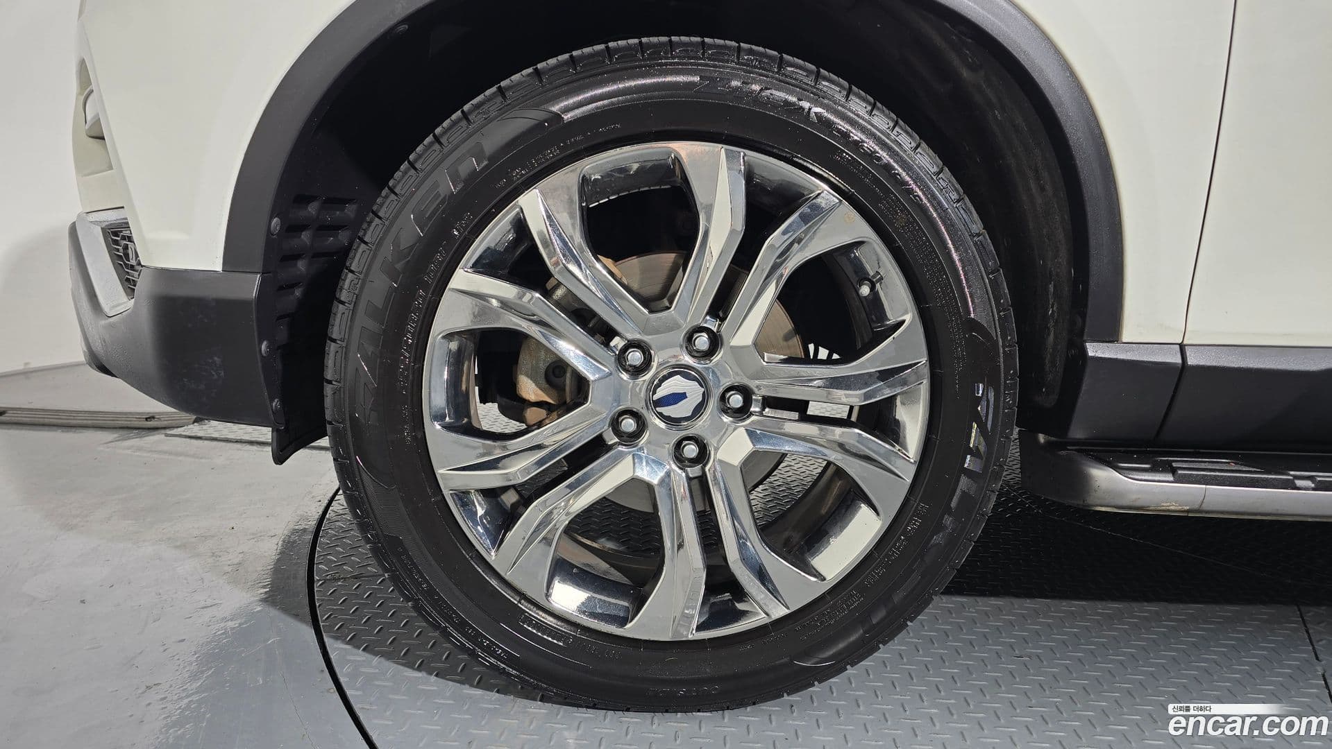 Main__Slider__Photo:Rexton KG_Mobility_Ssangyong 2017.4-4