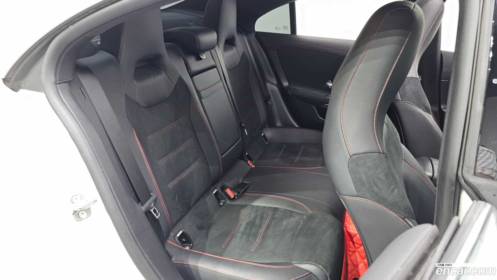 CLA-Class Mercedes-Benz 2023.5-OPTION-016