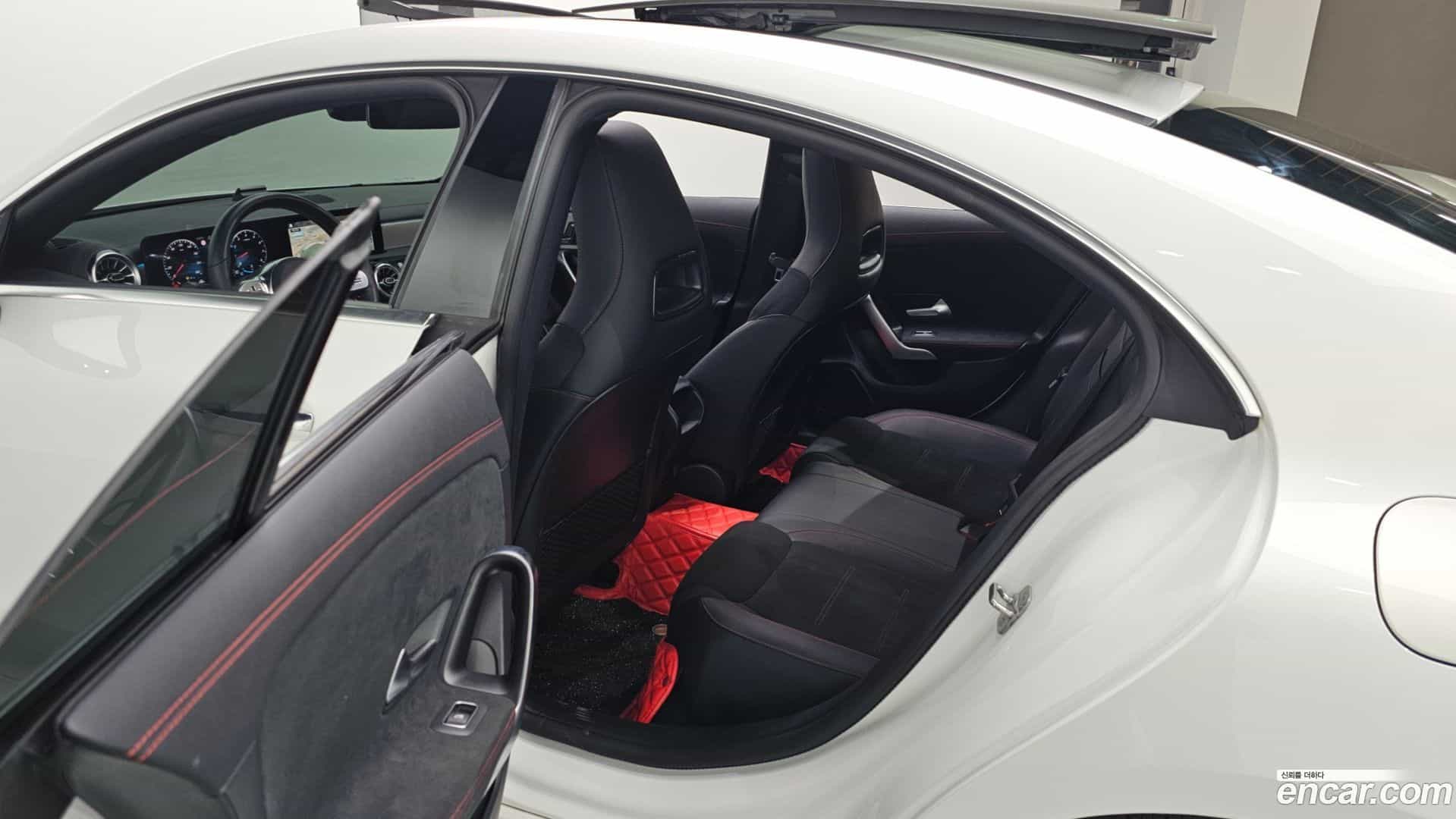 CLA-Class Mercedes-Benz 2023.5-OPTION-017