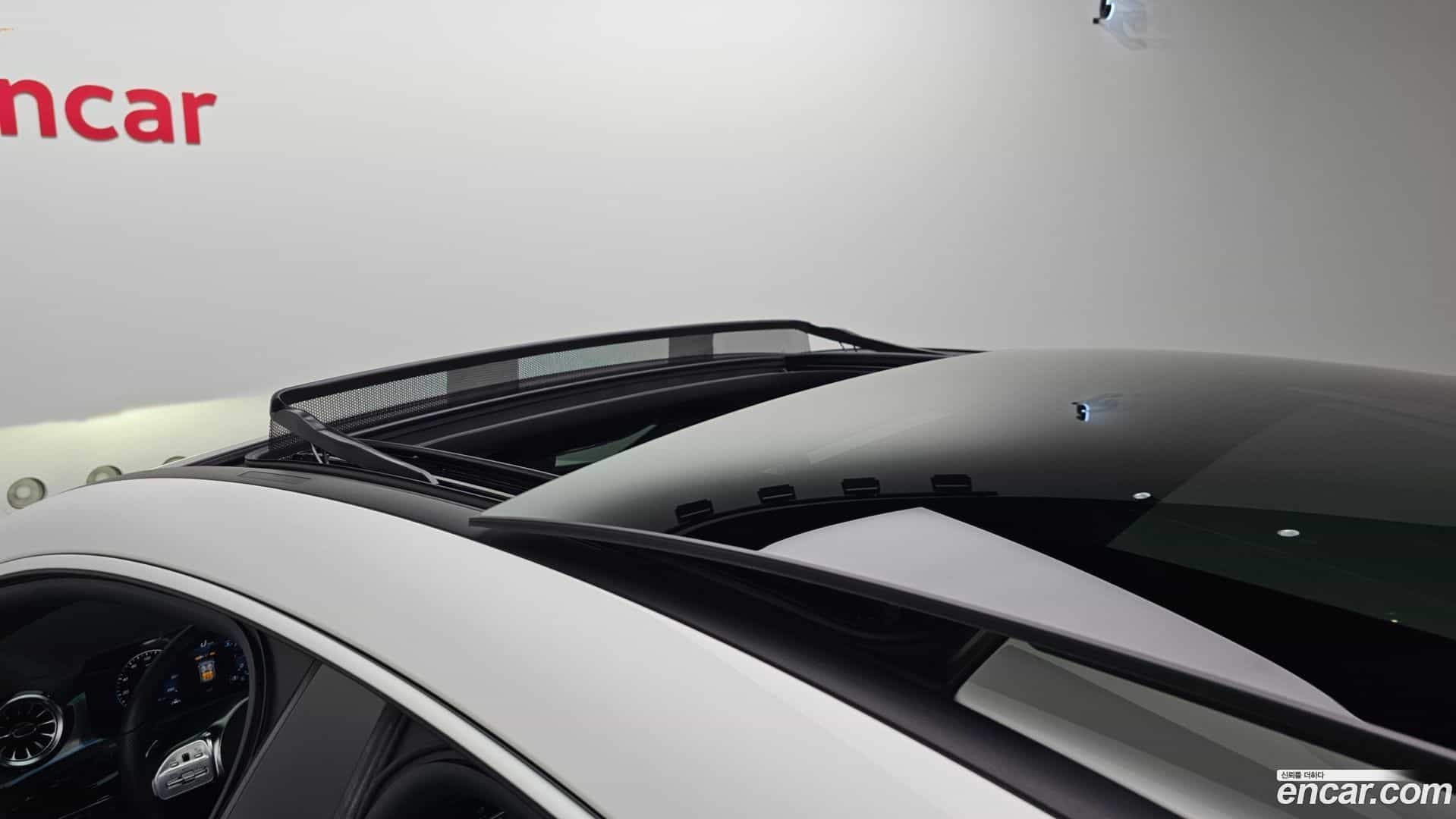 CLA-Class Mercedes-Benz 2023.5-OPTION-023