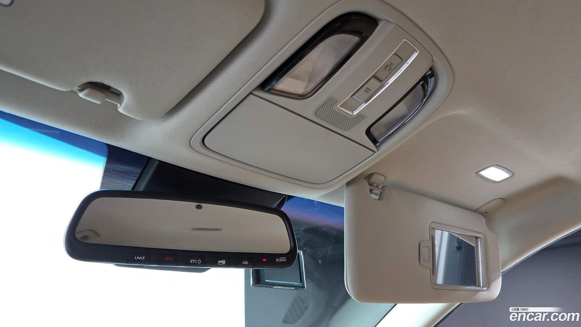 Main__Slider__Photo:K7 Kia 2019.6-18