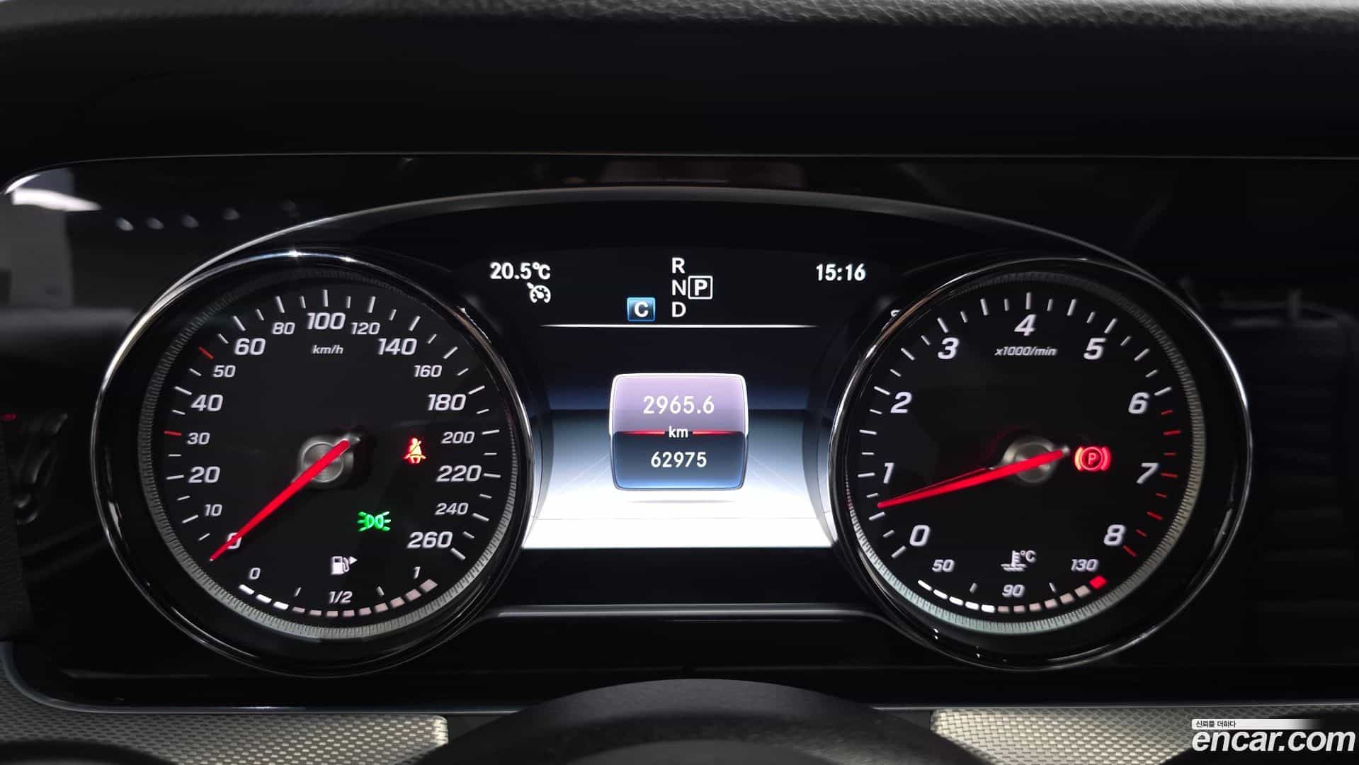 E-Class Mercedes-Benz 2018.9-INNER-008