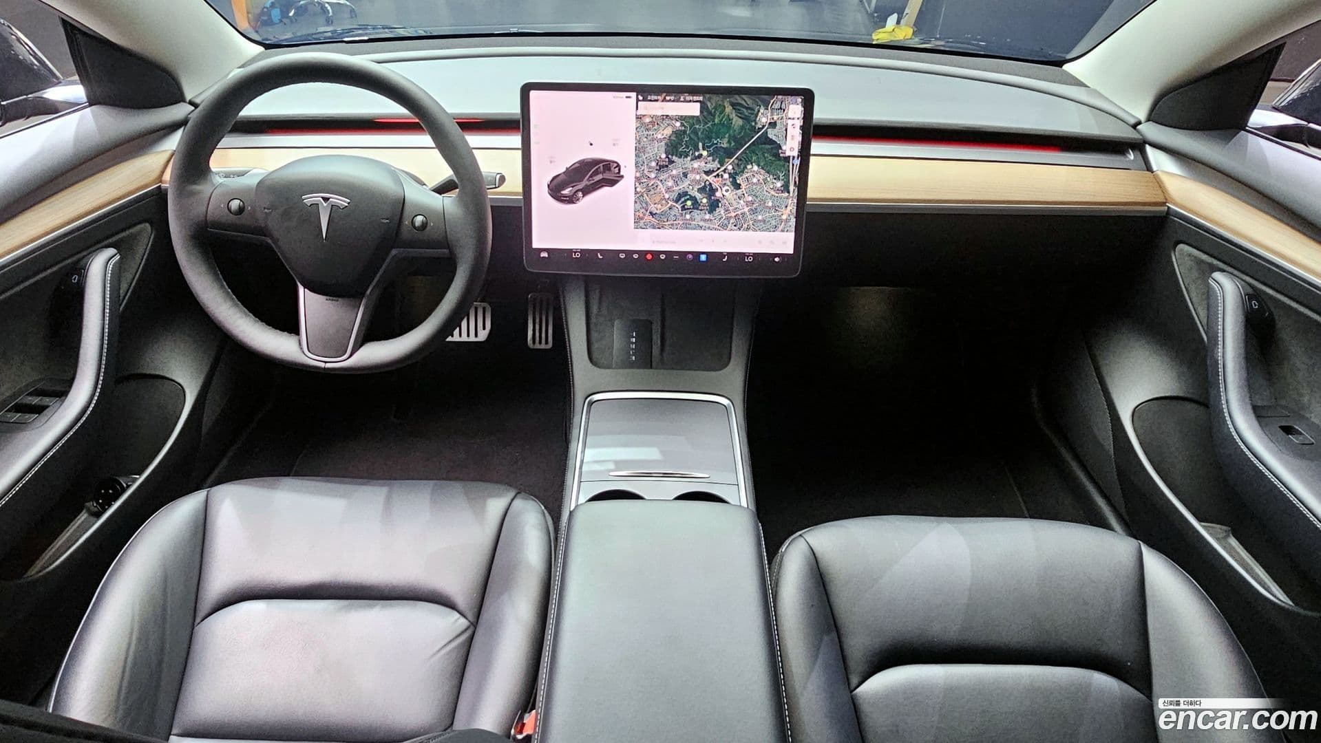 Main__Slider__Photo:Model 3 Tesla 2022.4-6