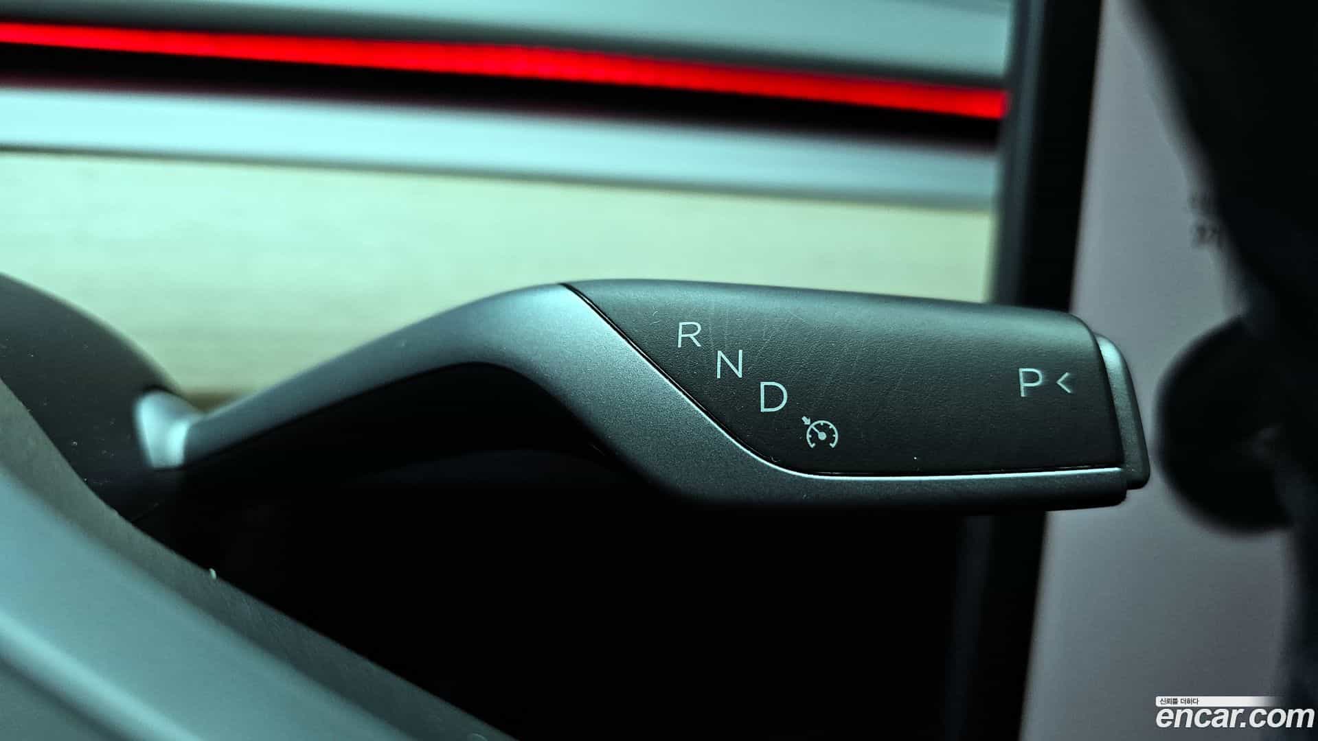 Model 3 Tesla 2022.4-INNER-009