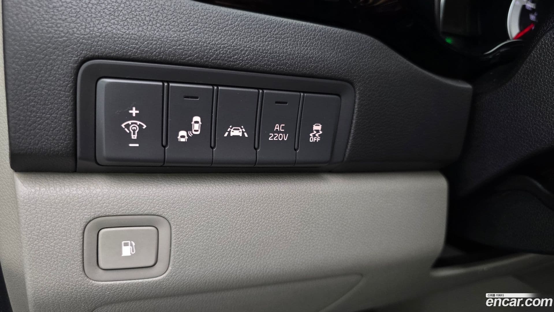 Main__Slider__Photo:Canival Kia 2014.7-16