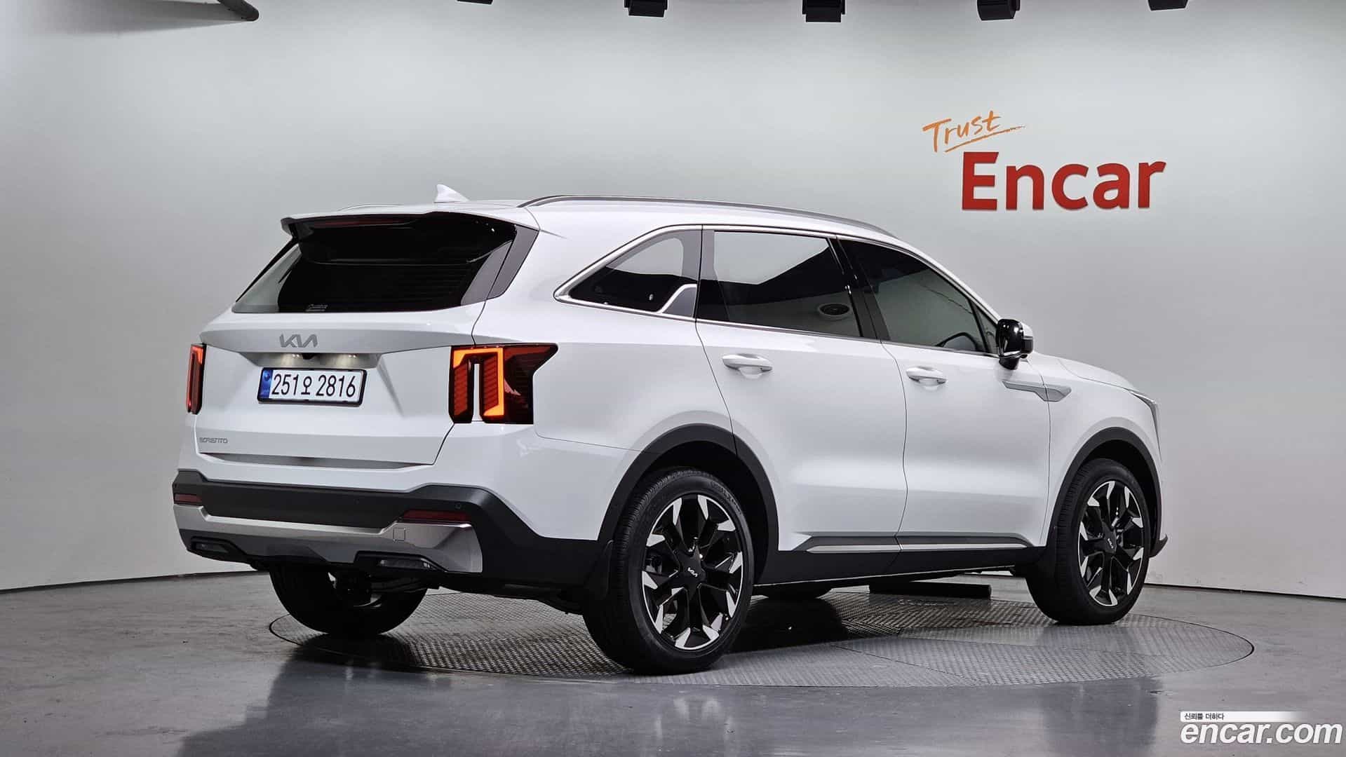 Sorento Kia 2025.11-OUTER-002