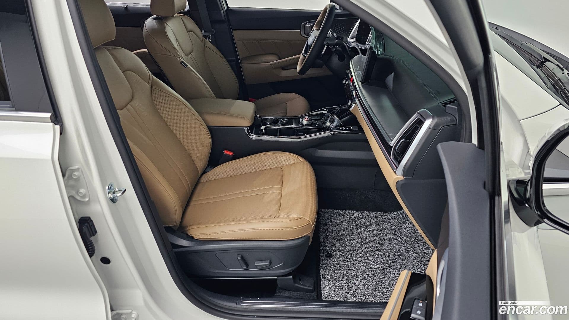 Main__Slider__Photo:Sorento Kia 2025.11-9