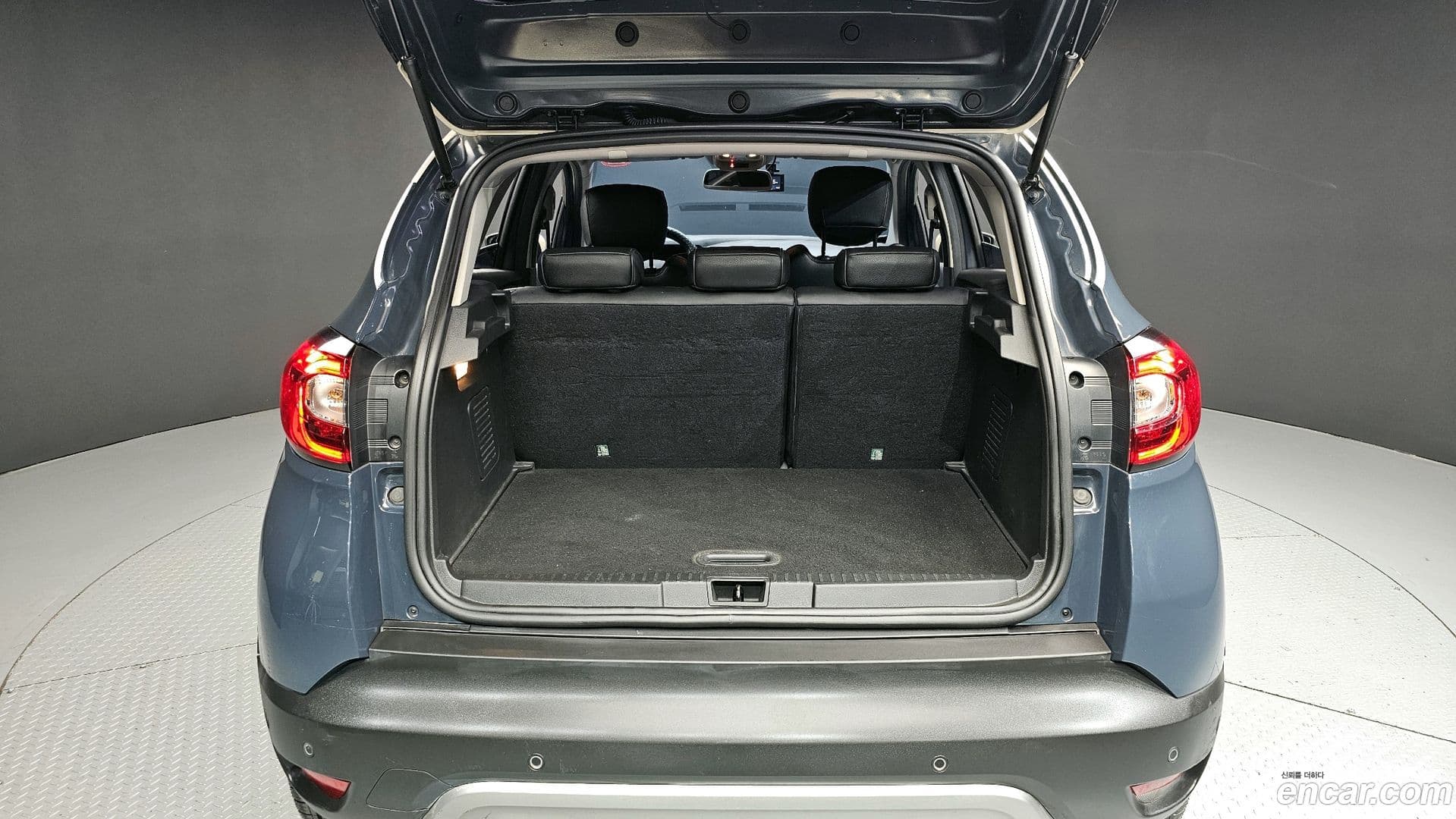 Main__Slider__Photo:QM3 Renault-KoreaSamsung 2017.8-19