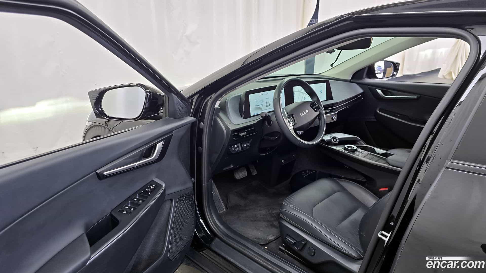 EV6 Kia 2022.2-INNER-010