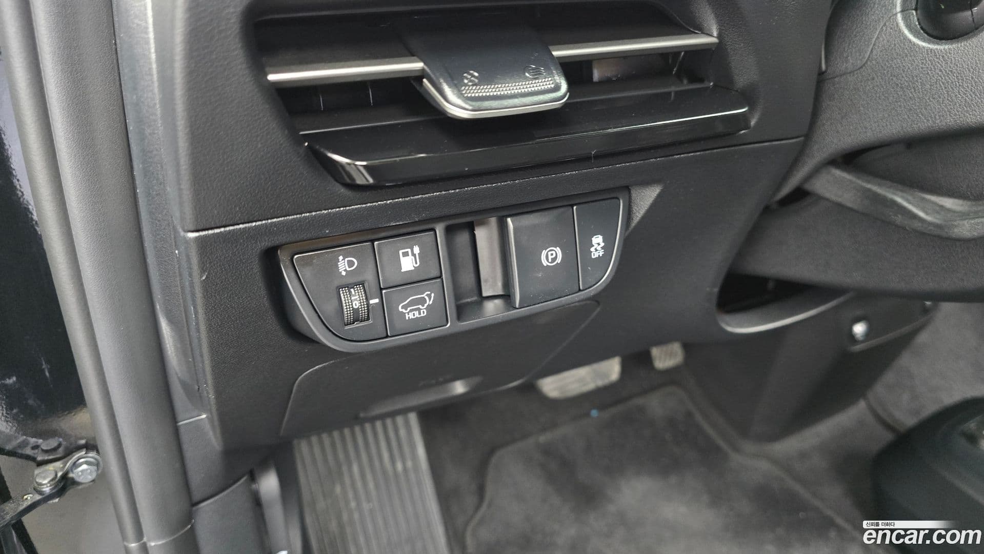 Main__Slider__Photo:EV6 Kia 2022.2-17