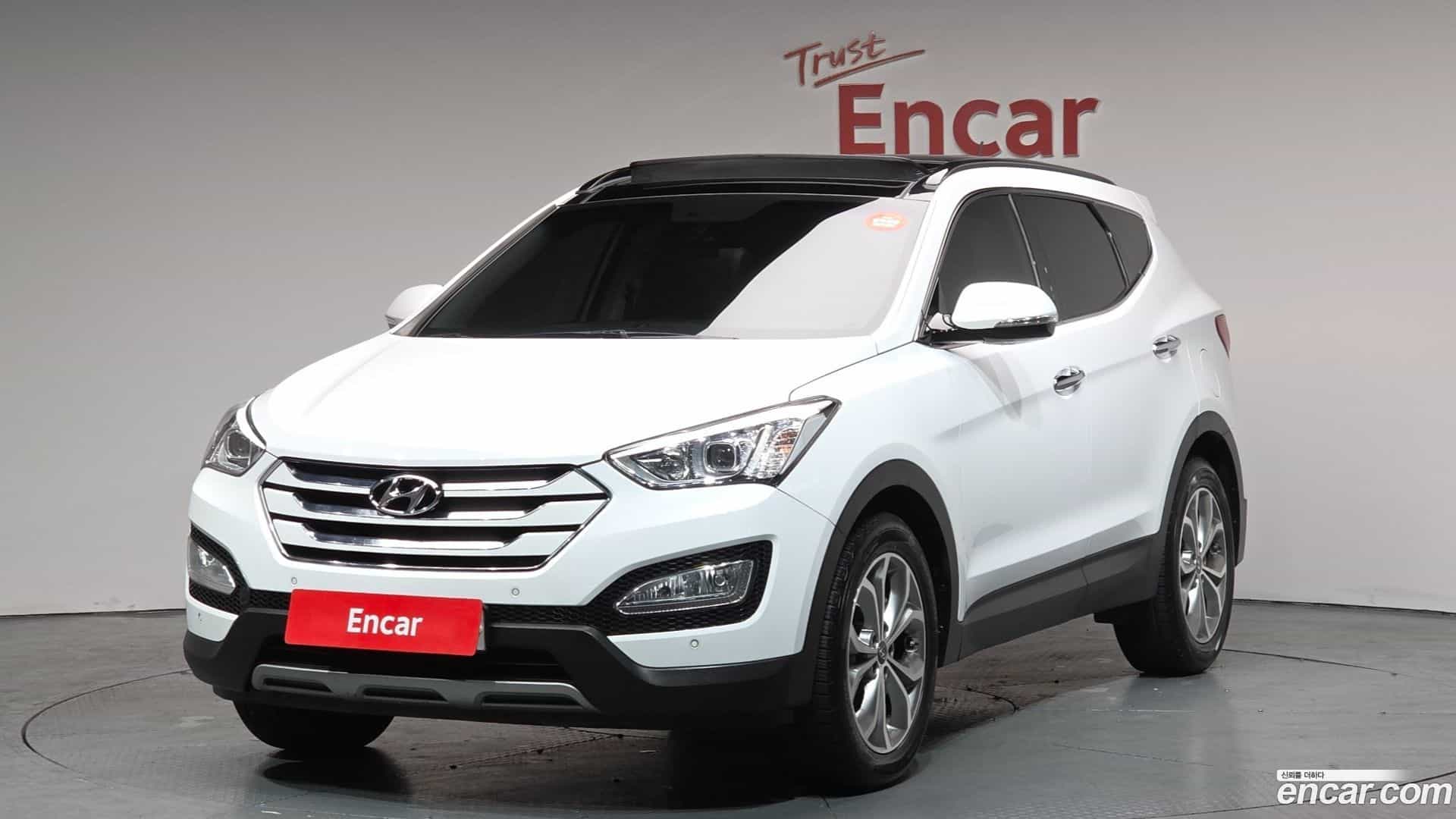 Santafe Hyundai 2015.2-OUTER-001