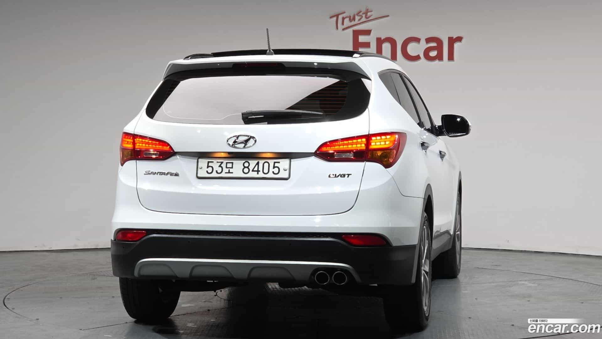 Santafe Hyundai 2015.2-OUTER-004