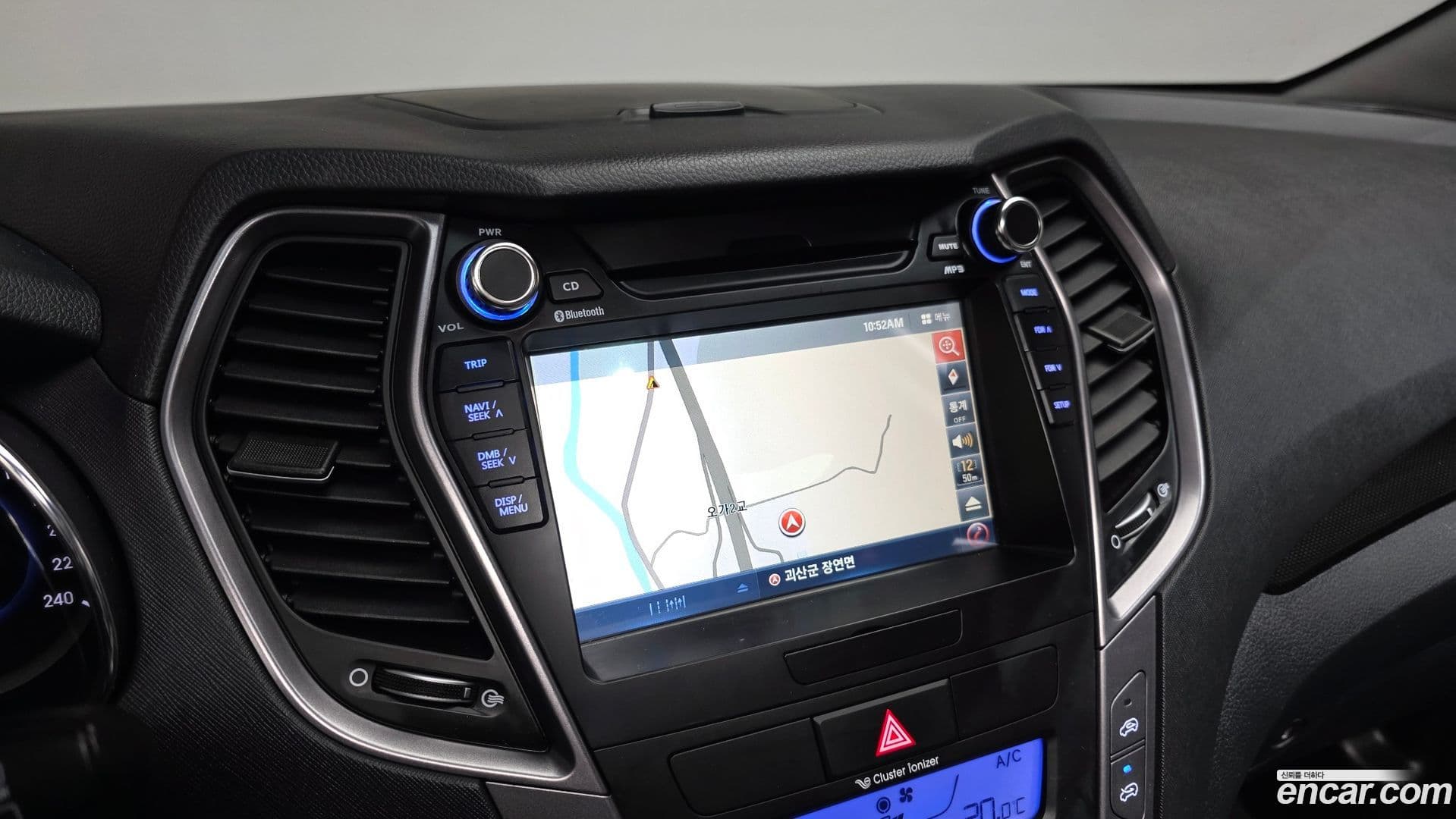 Main__Slider__Photo:Santafe Hyundai 2015.2-14