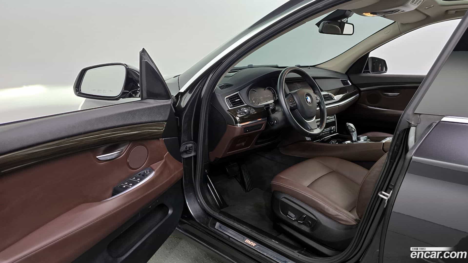 Gran Turismo BMW 2015.6-INNER-010