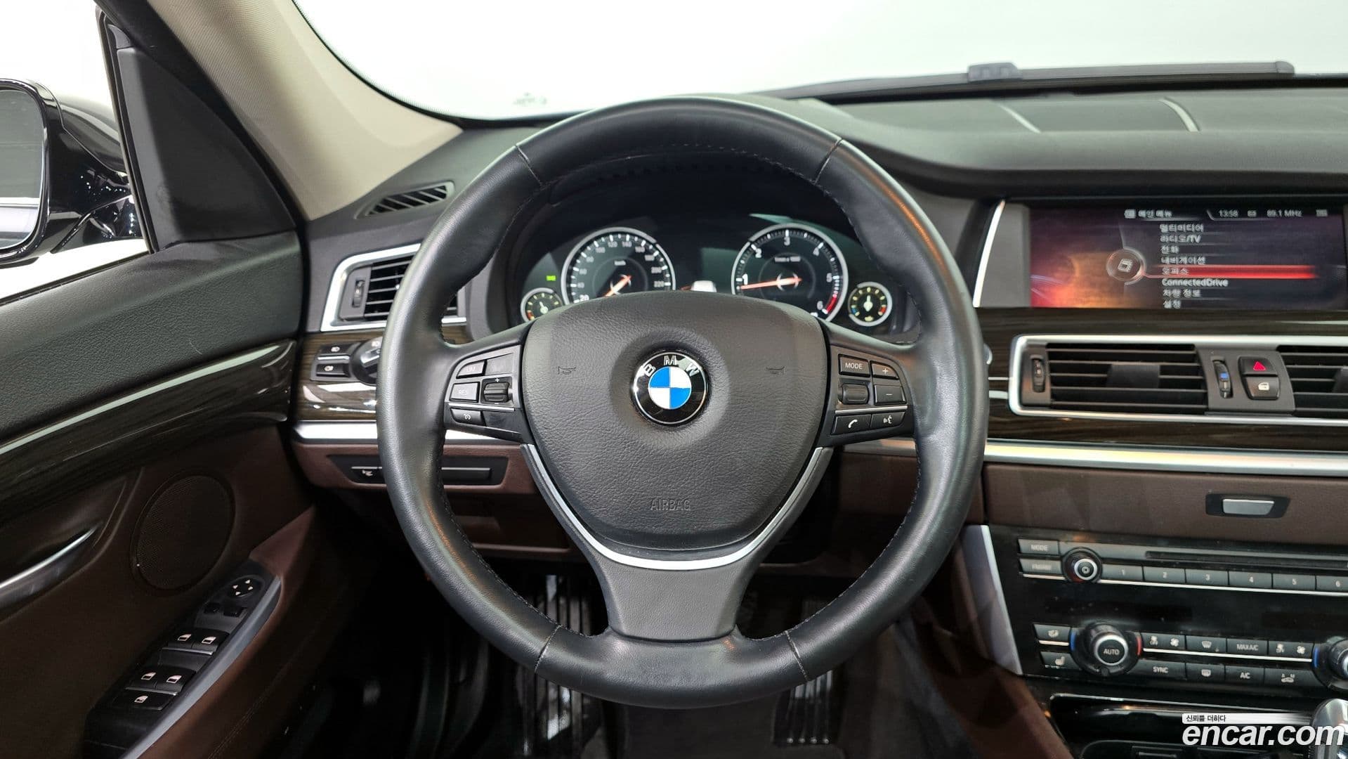 Main__Slider__Photo:Gran Turismo BMW 2015.6-12