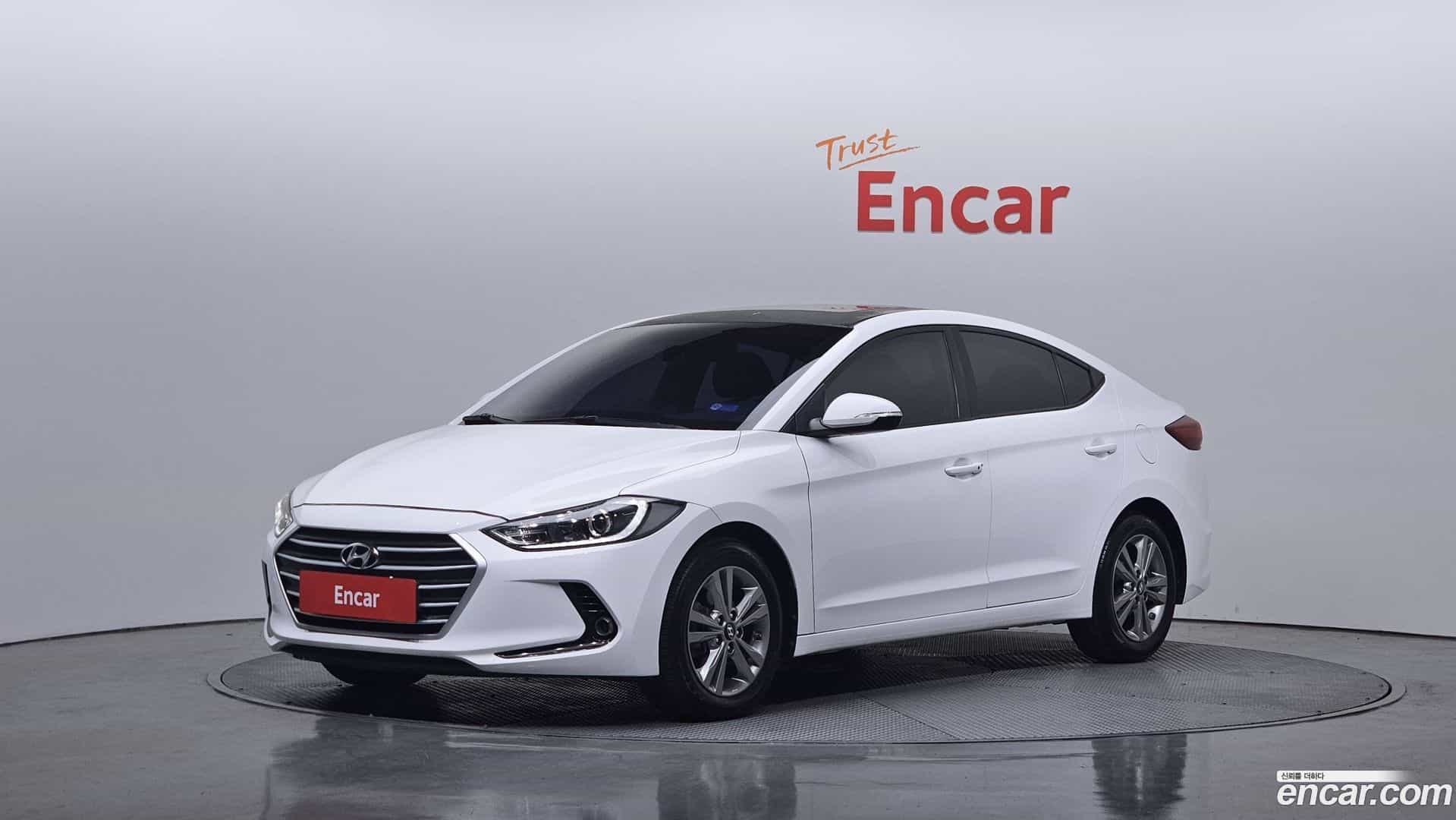 AVANTE Hyundai 2016.10-OUTER-001