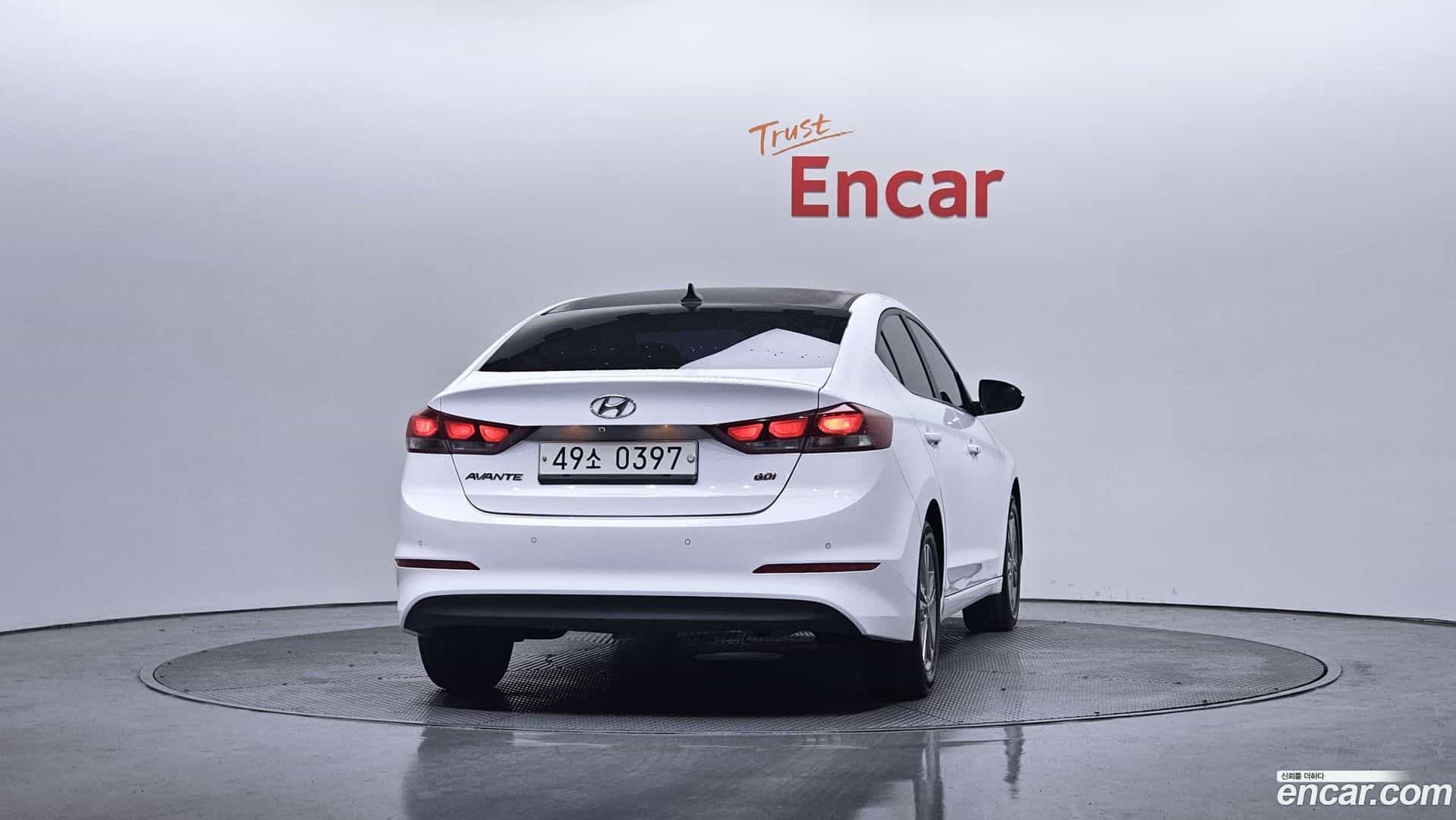 AVANTE Hyundai 2016.10-OUTER-004