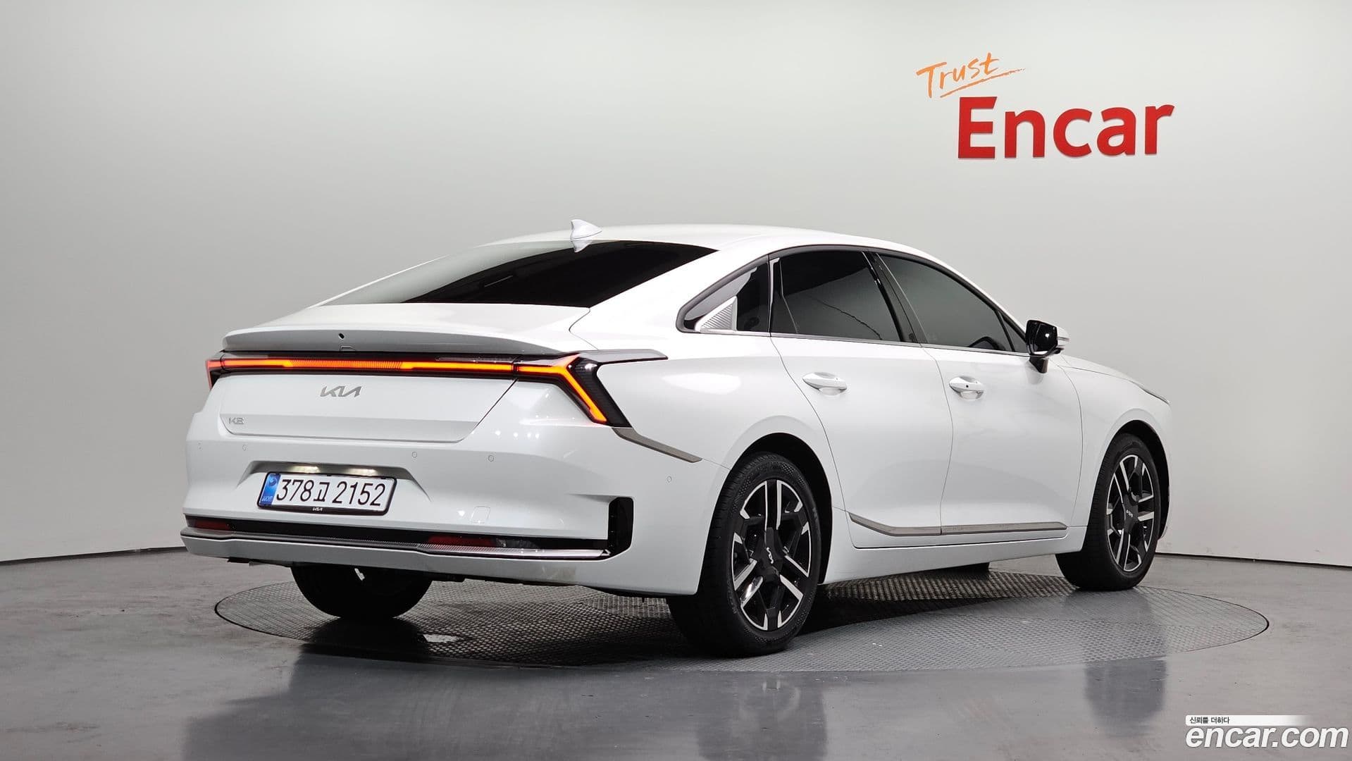 Main__Slider__Photo:K8 Kia 2025.8-1