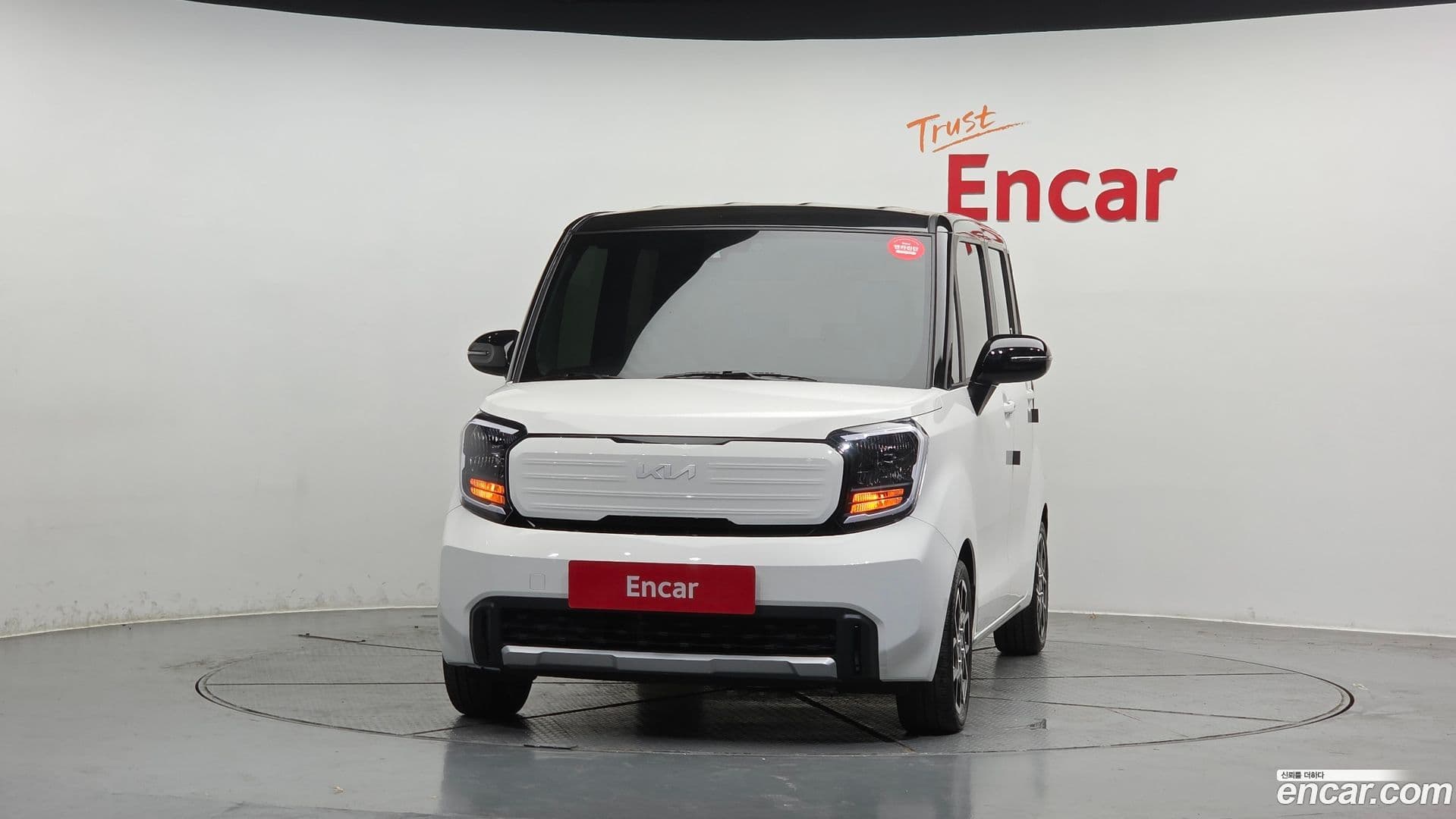 Main__Slider__Photo:RAY Kia 2023.1-2