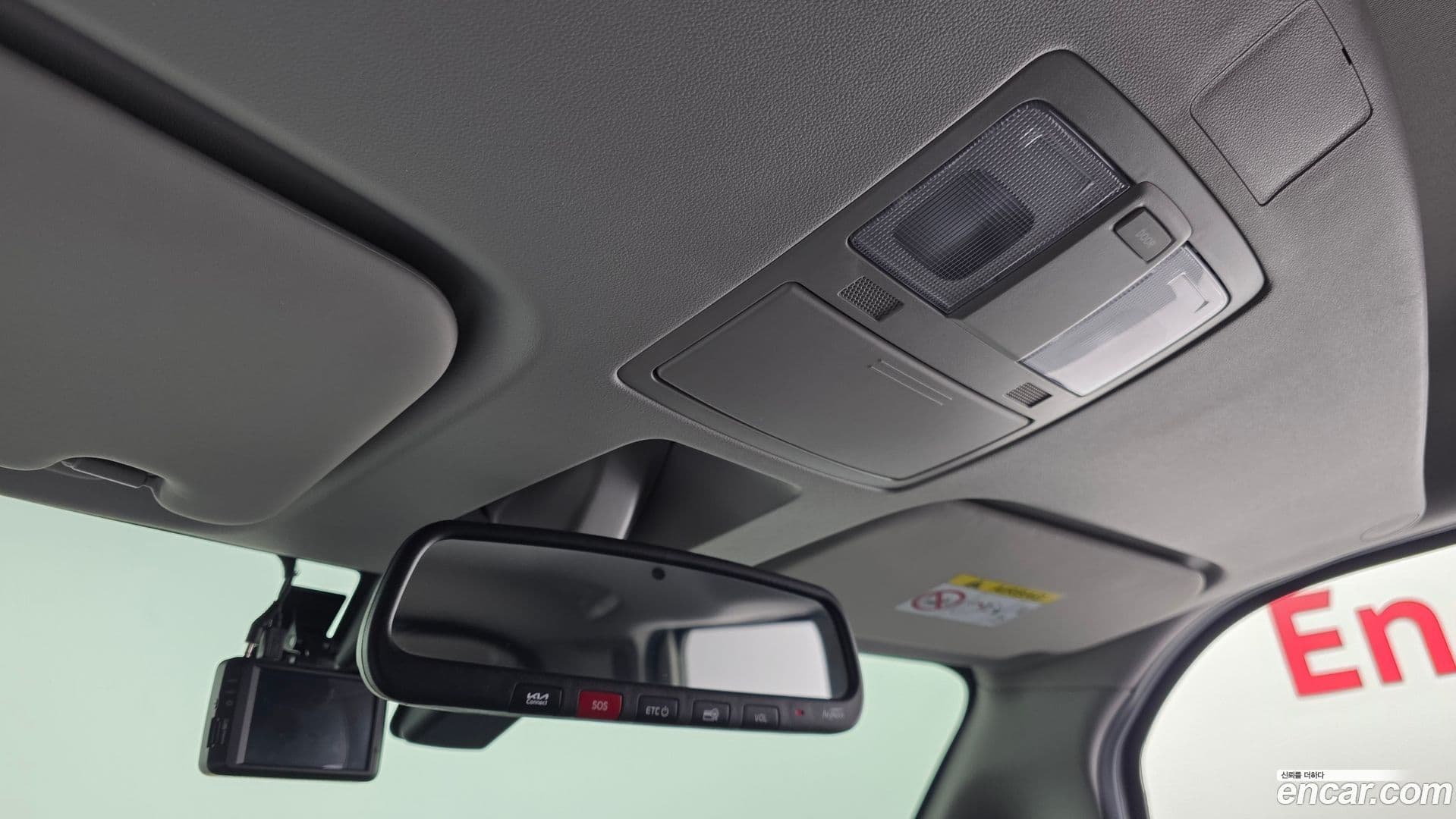 Main__Slider__Photo:RAY Kia 2023.1-16