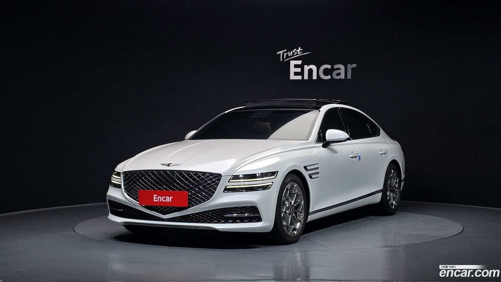 Main__Slider__Photo:G80 Genesis 2020.4-0