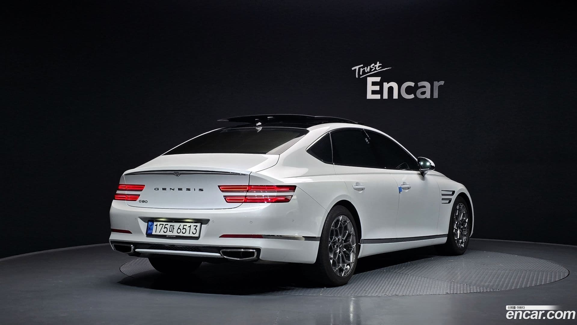 Main__Slider__Photo:G80 Genesis 2020.4-1