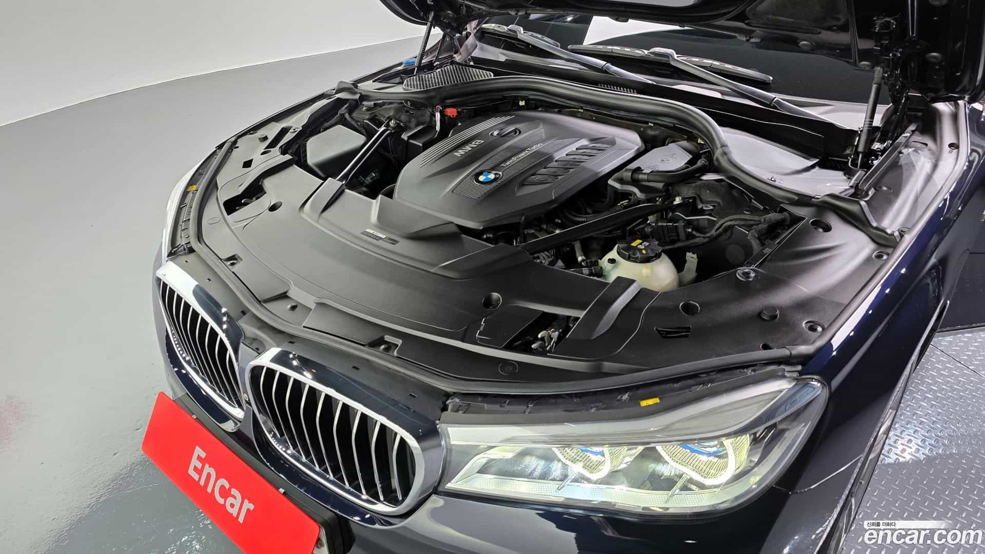 7-Series BMW 2018.11-OUTER-006