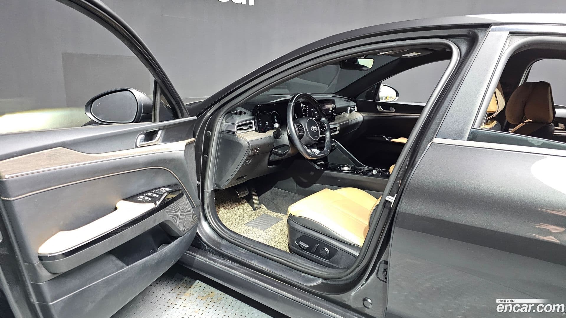 Main__Slider__Photo:K5 Kia 2021.1-9