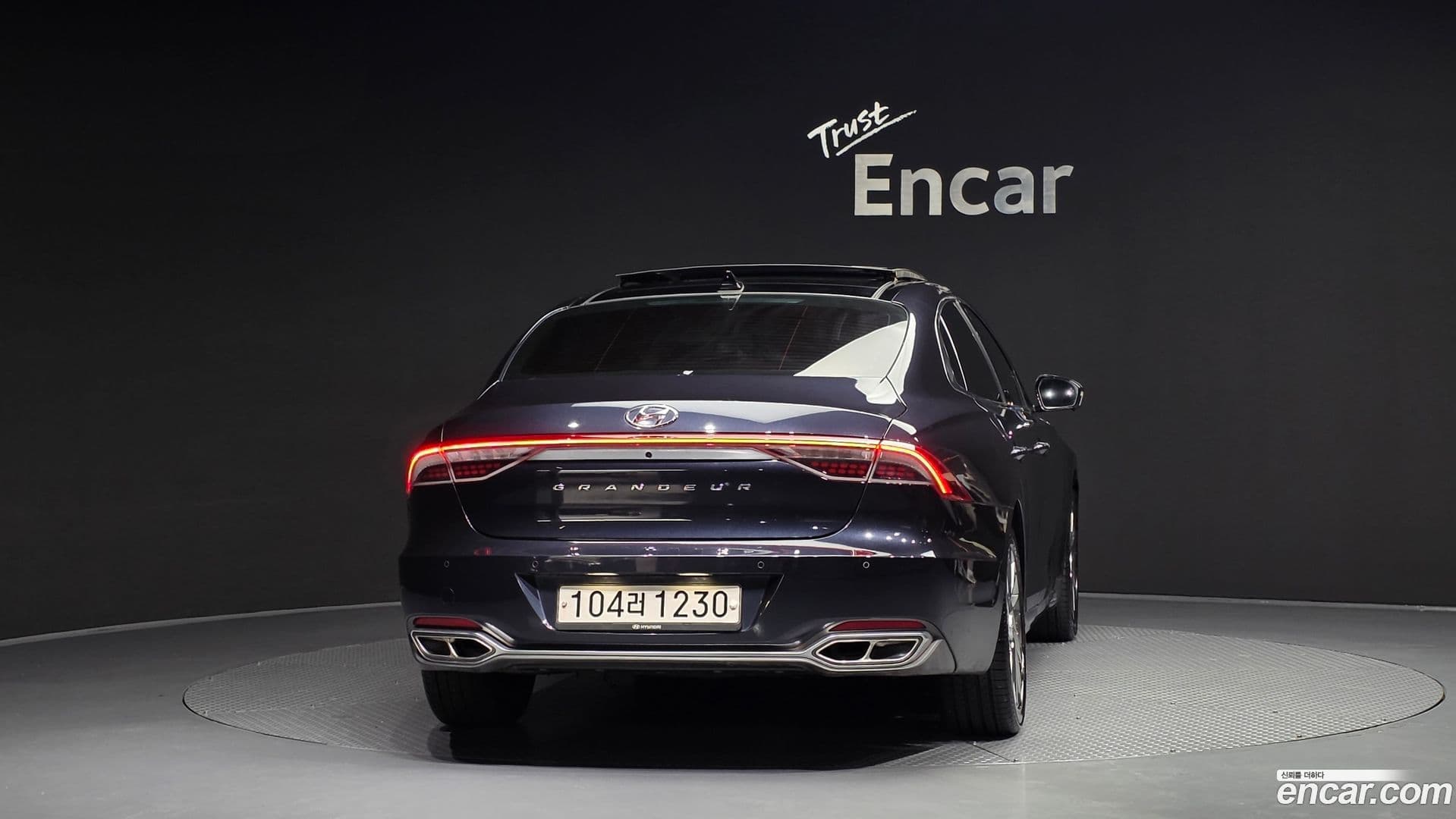 Main__Slider__Photo:Grandeur Hyundai 2021.4-3