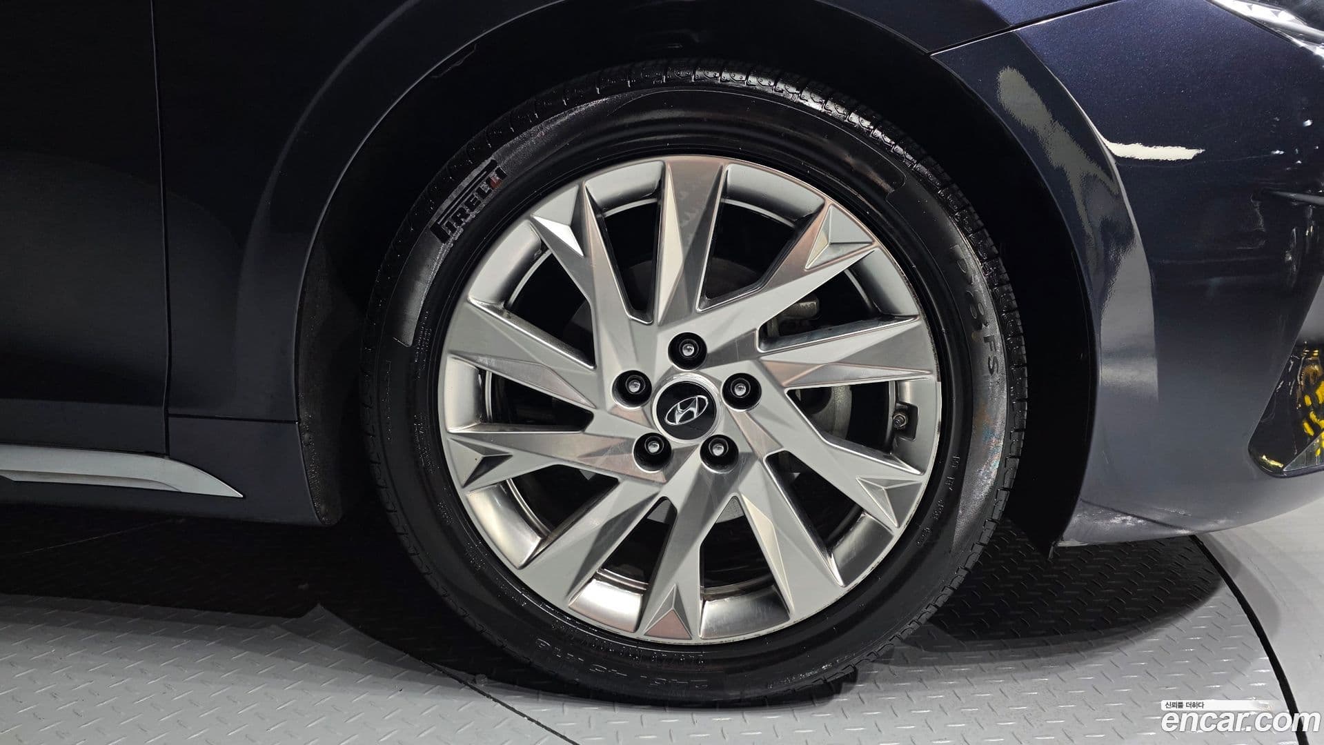 Main__Slider__Photo:Grandeur Hyundai 2021.4-4