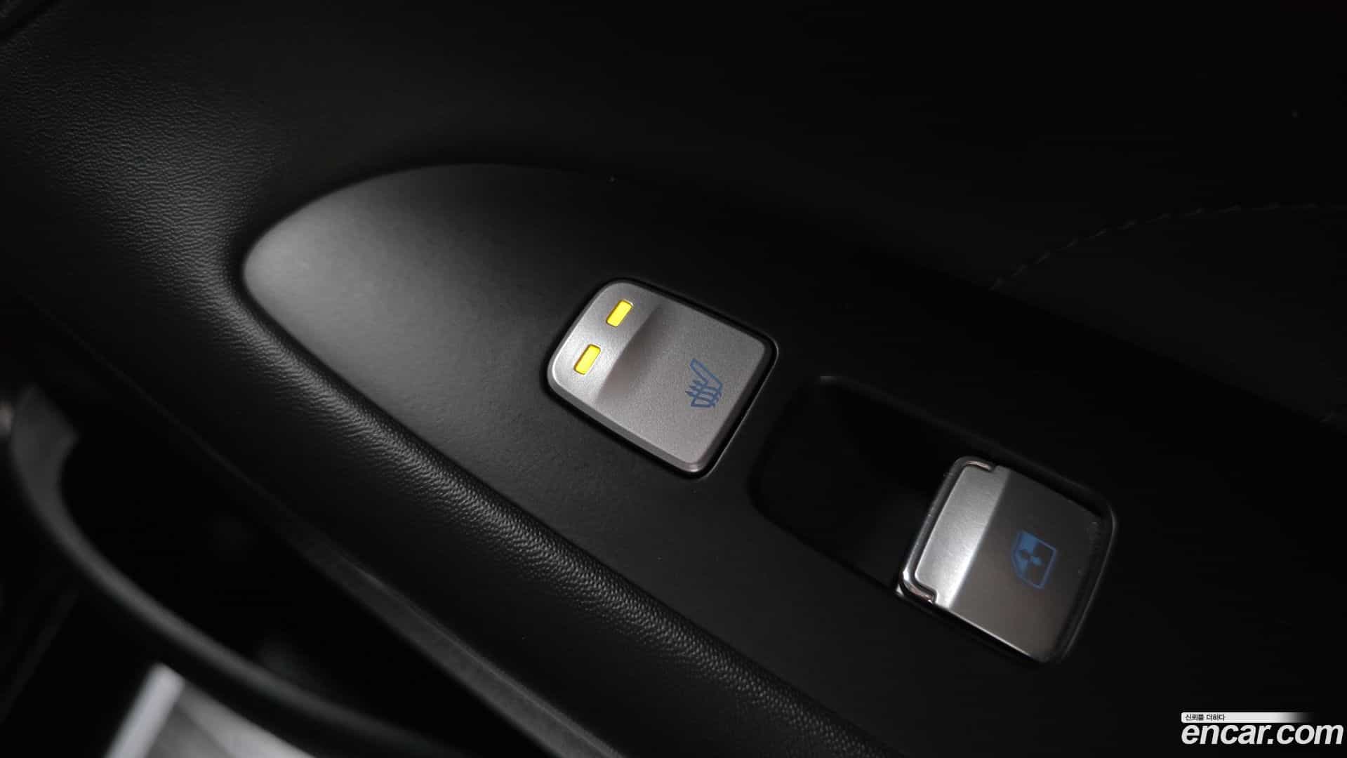 Grandeur Hyundai 2021.4-OPTION-023