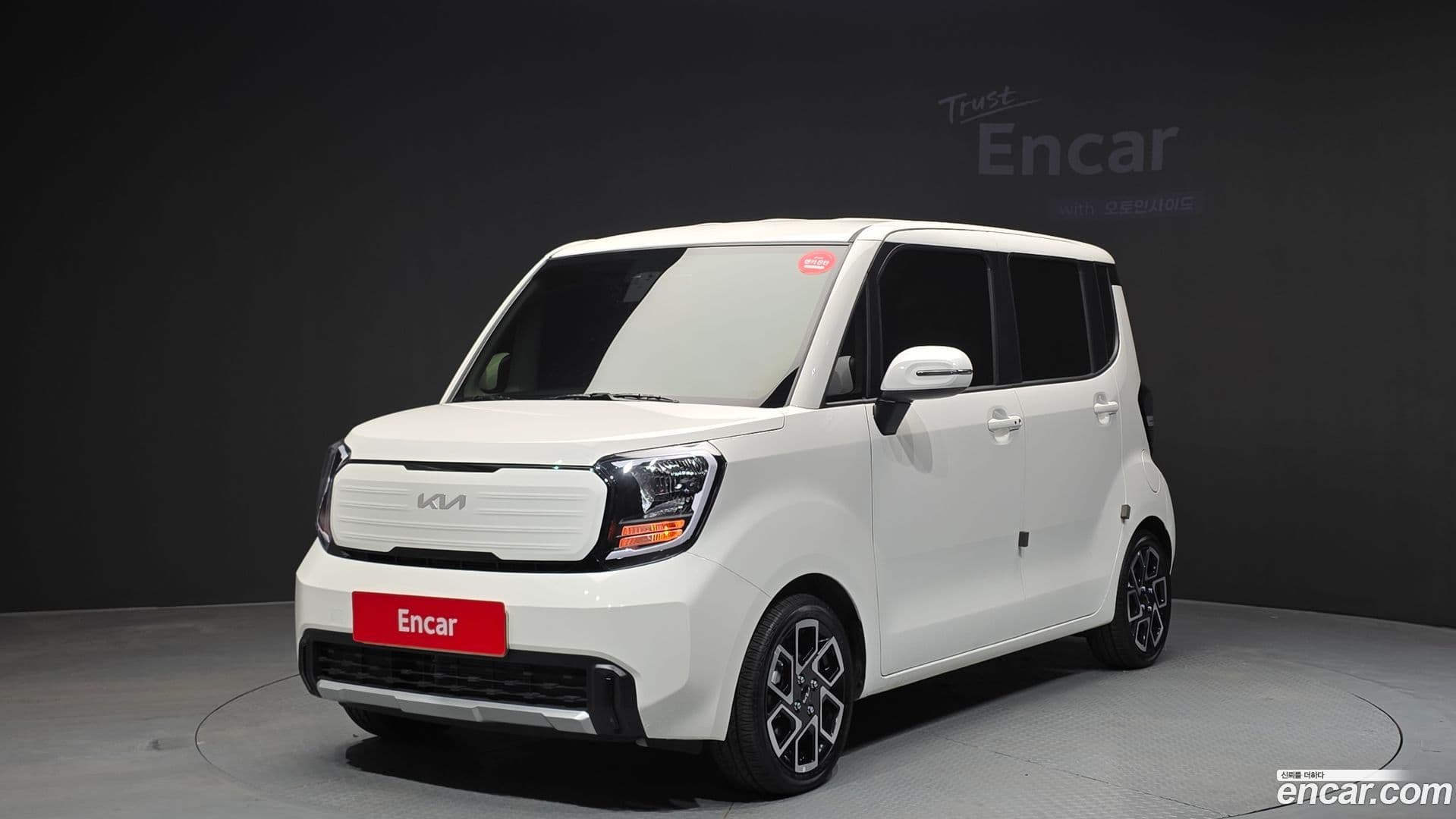 Main__Slider__Photo:RAY Kia 2024.6-0