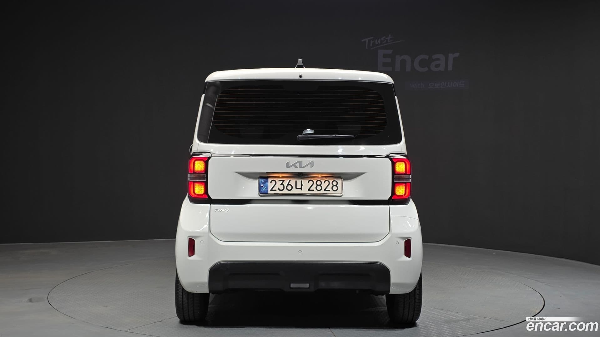 Main__Slider__Photo:RAY Kia 2024.6-3