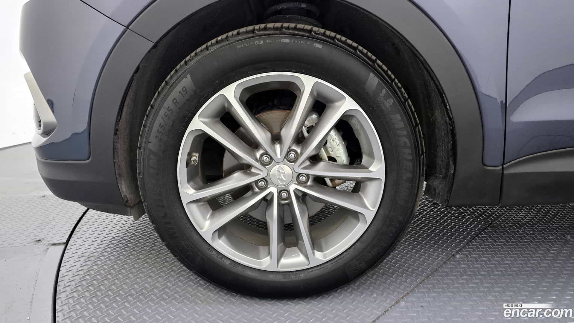 Santafe Hyundai 2016.2-OUTER-005