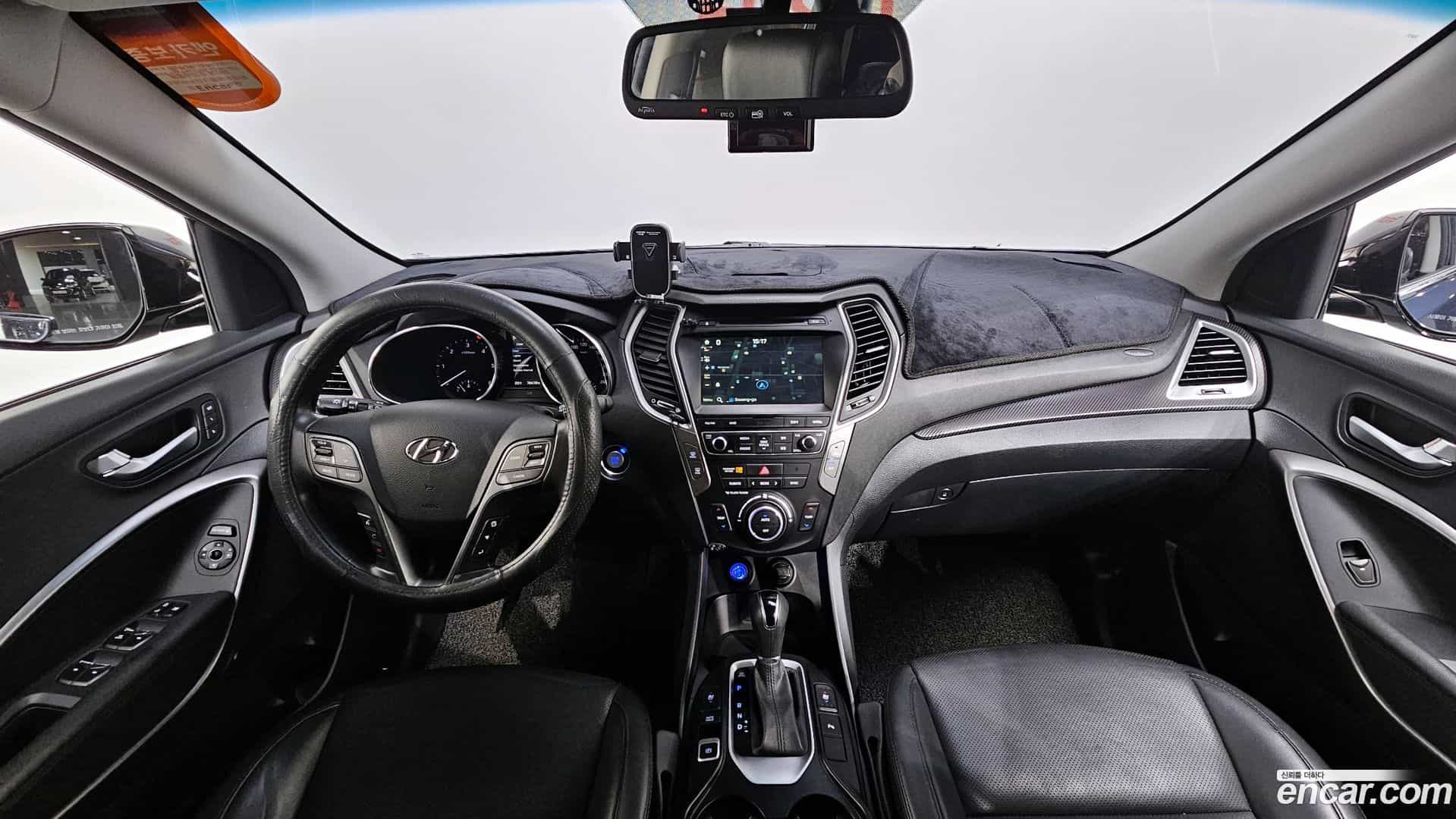 Santafe Hyundai 2016.2-INNER-007