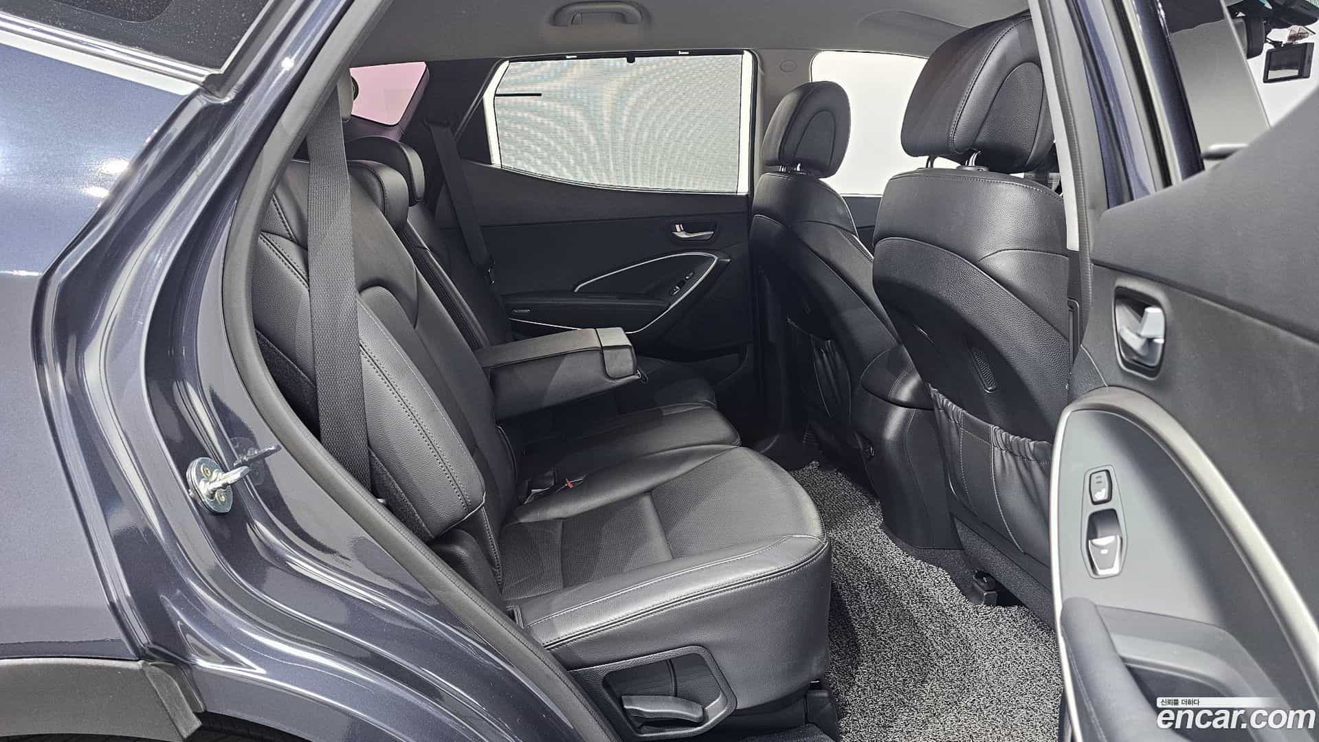 Santafe Hyundai 2016.2-OPTION-016