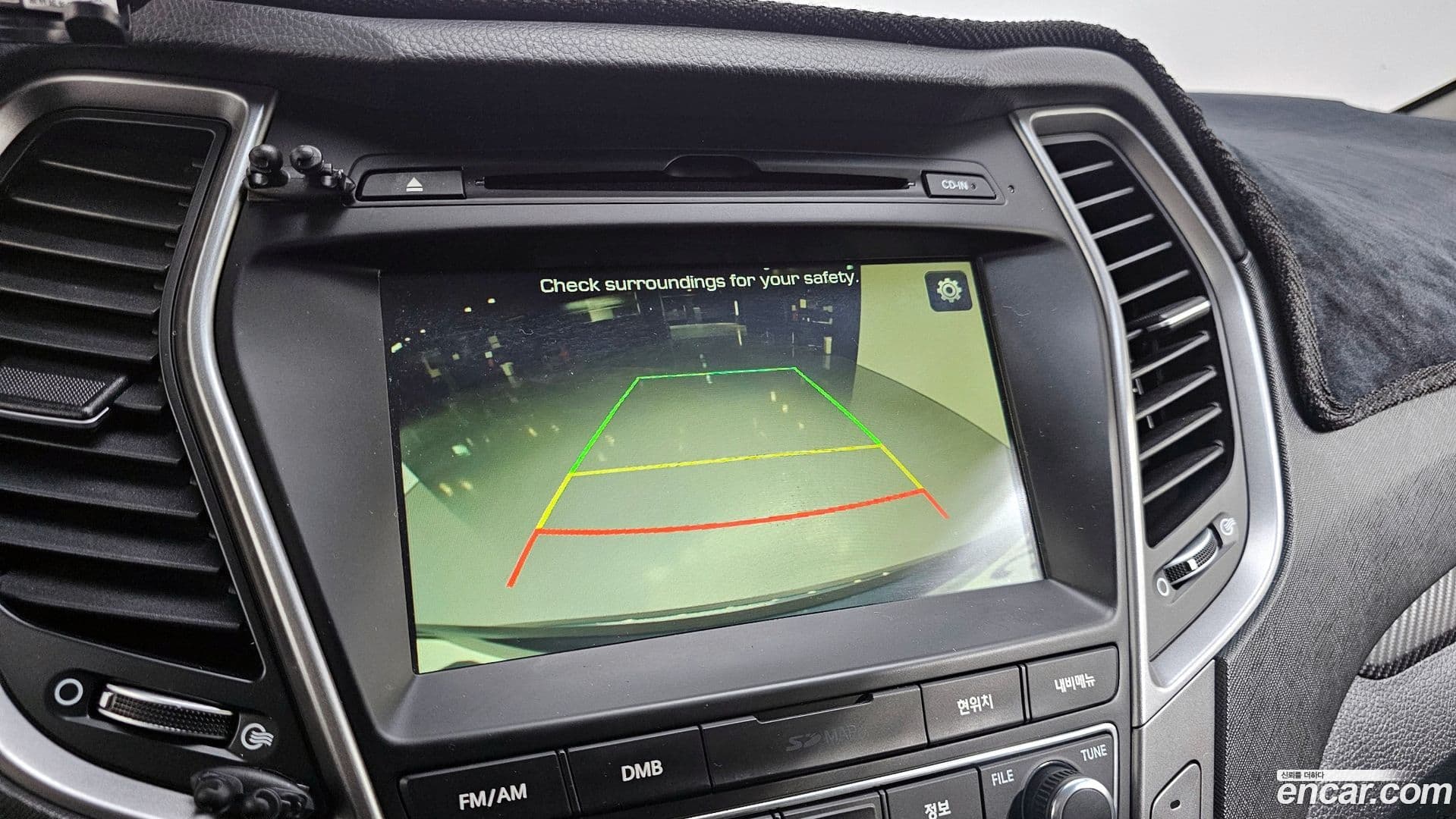 Main__Slider__Photo:Santafe Hyundai 2016.2-13