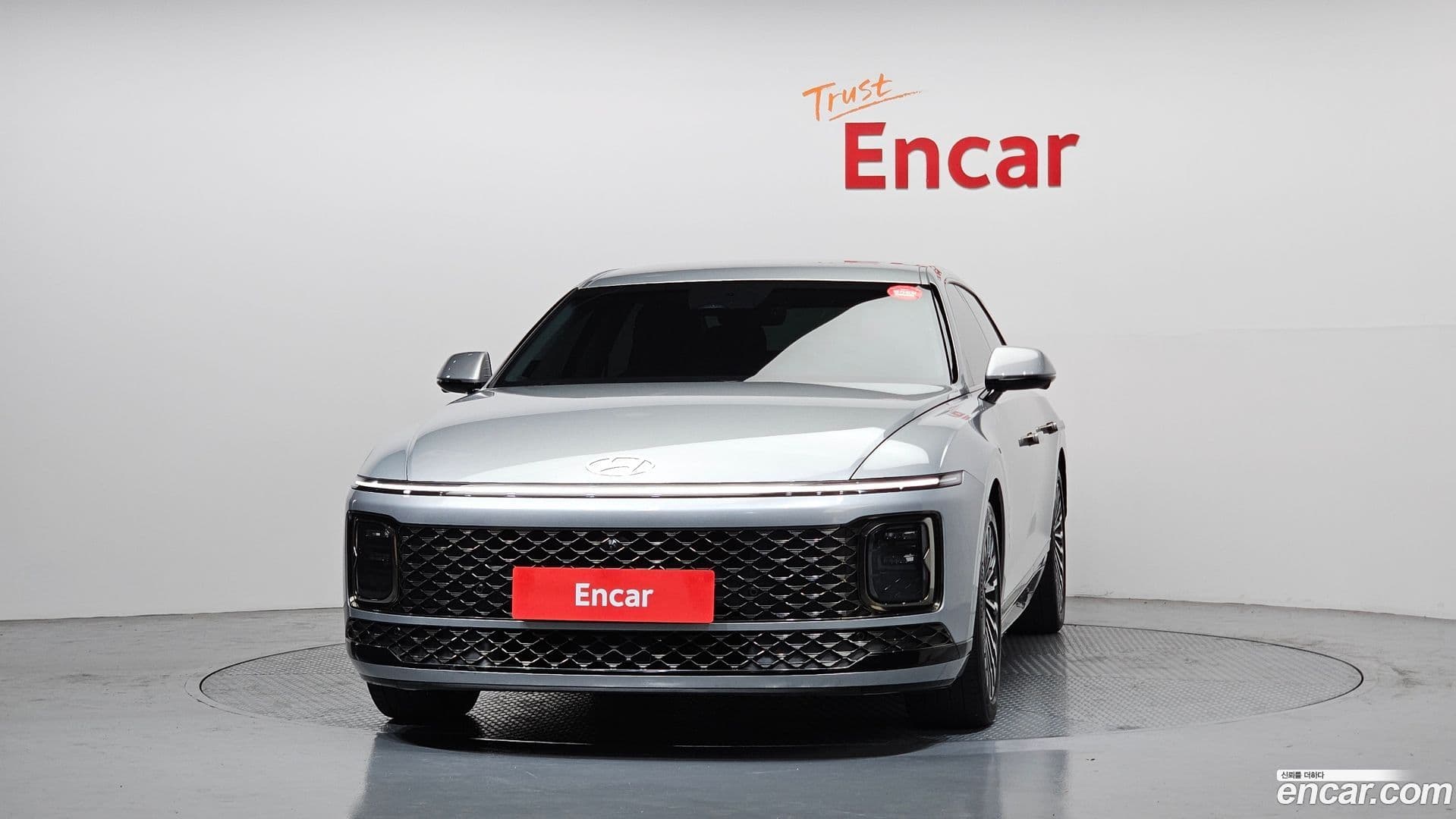 Main__Slider__Photo:Grandeur Hyundai 2023.2-2